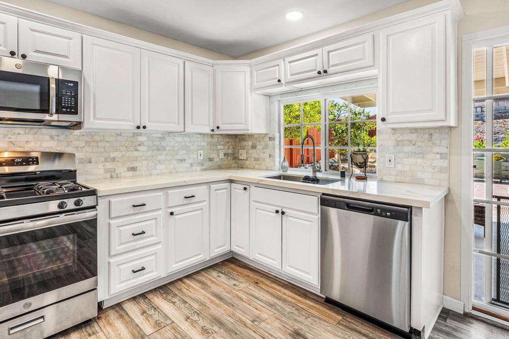 4136 Lynette Circle