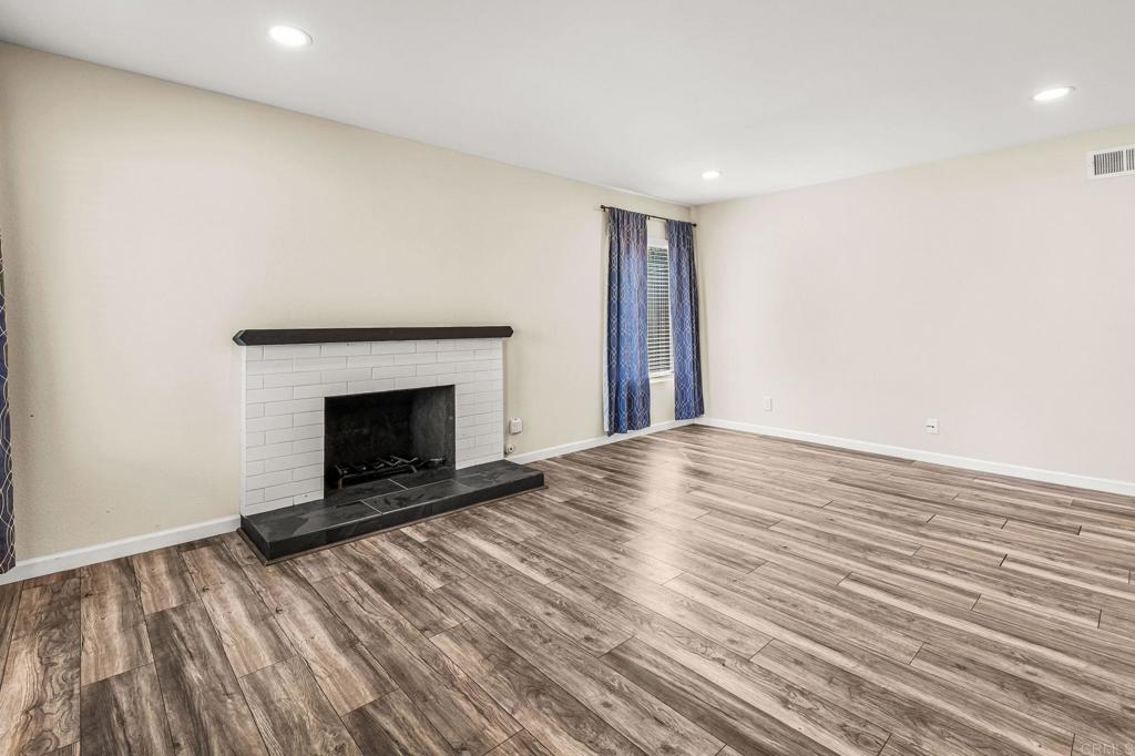 4136 Lynette Circle