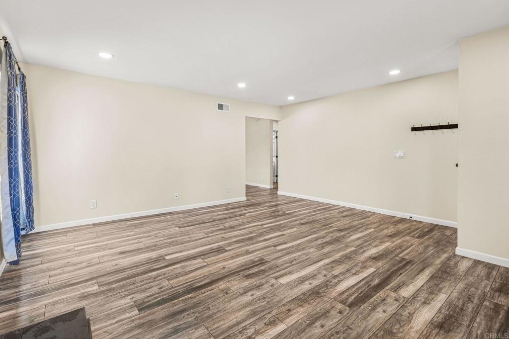 4136 Lynette Circle