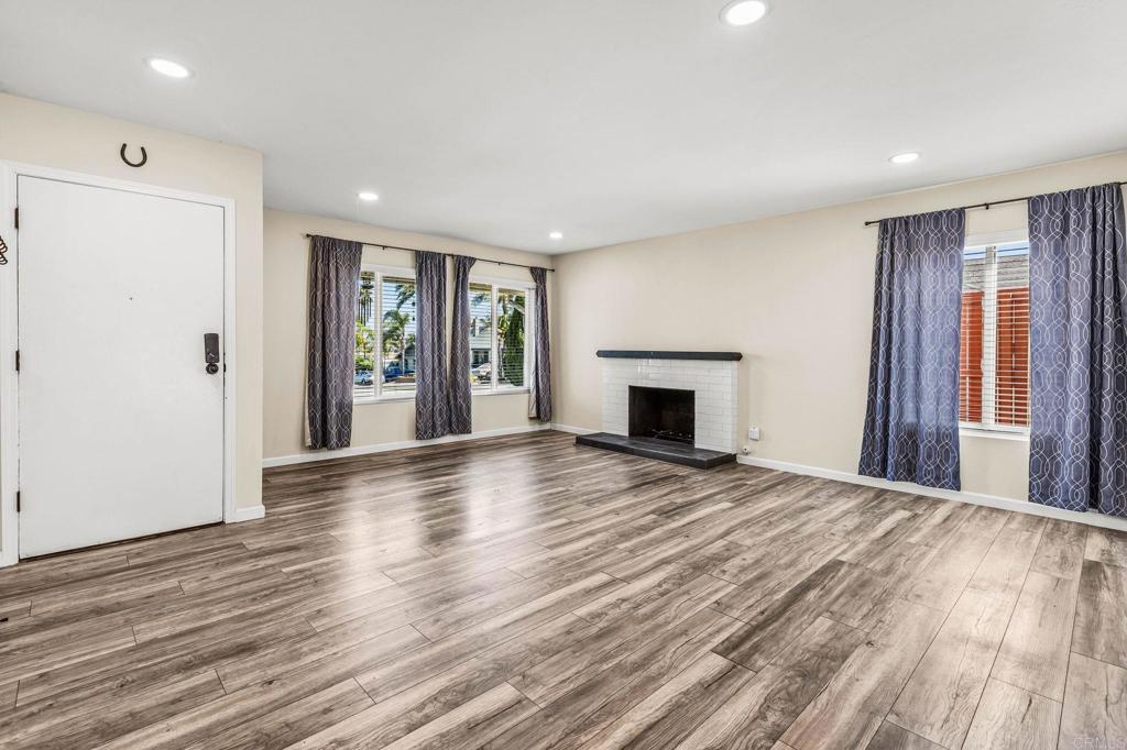 4136 Lynette Circle