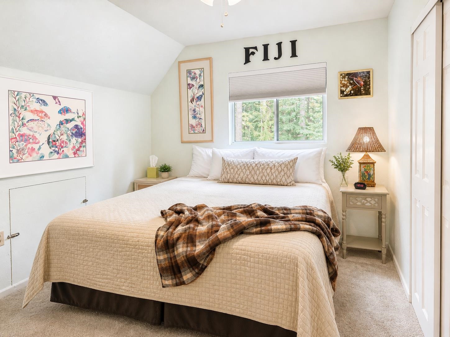 527 Spruce Circle