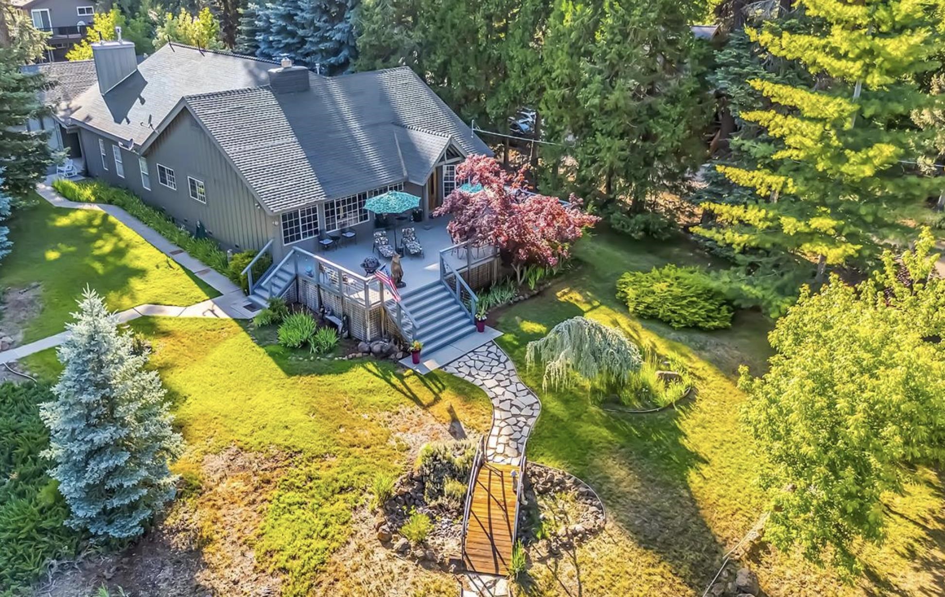 1341 Peninsula Drive