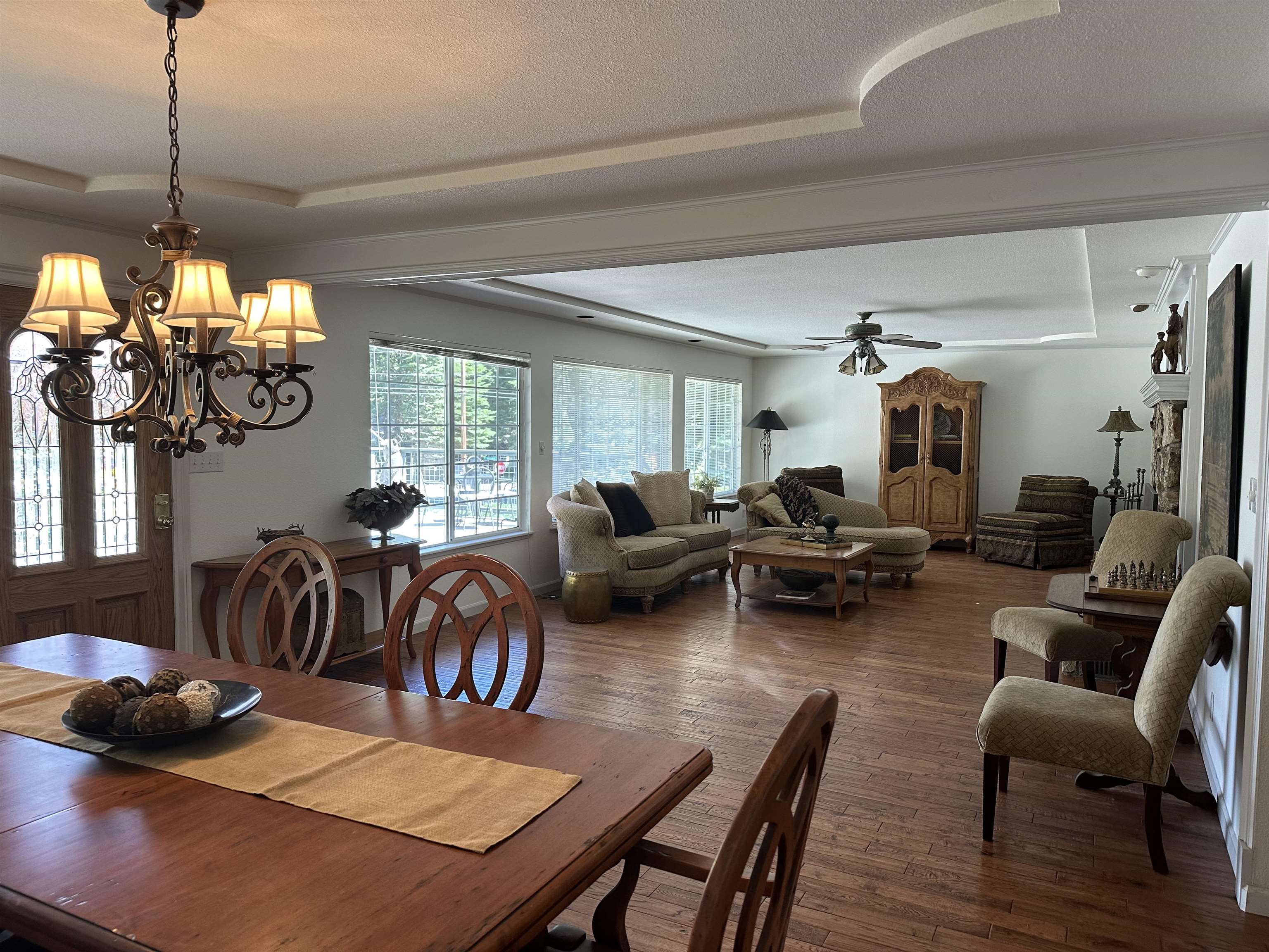 1341 Peninsula Drive