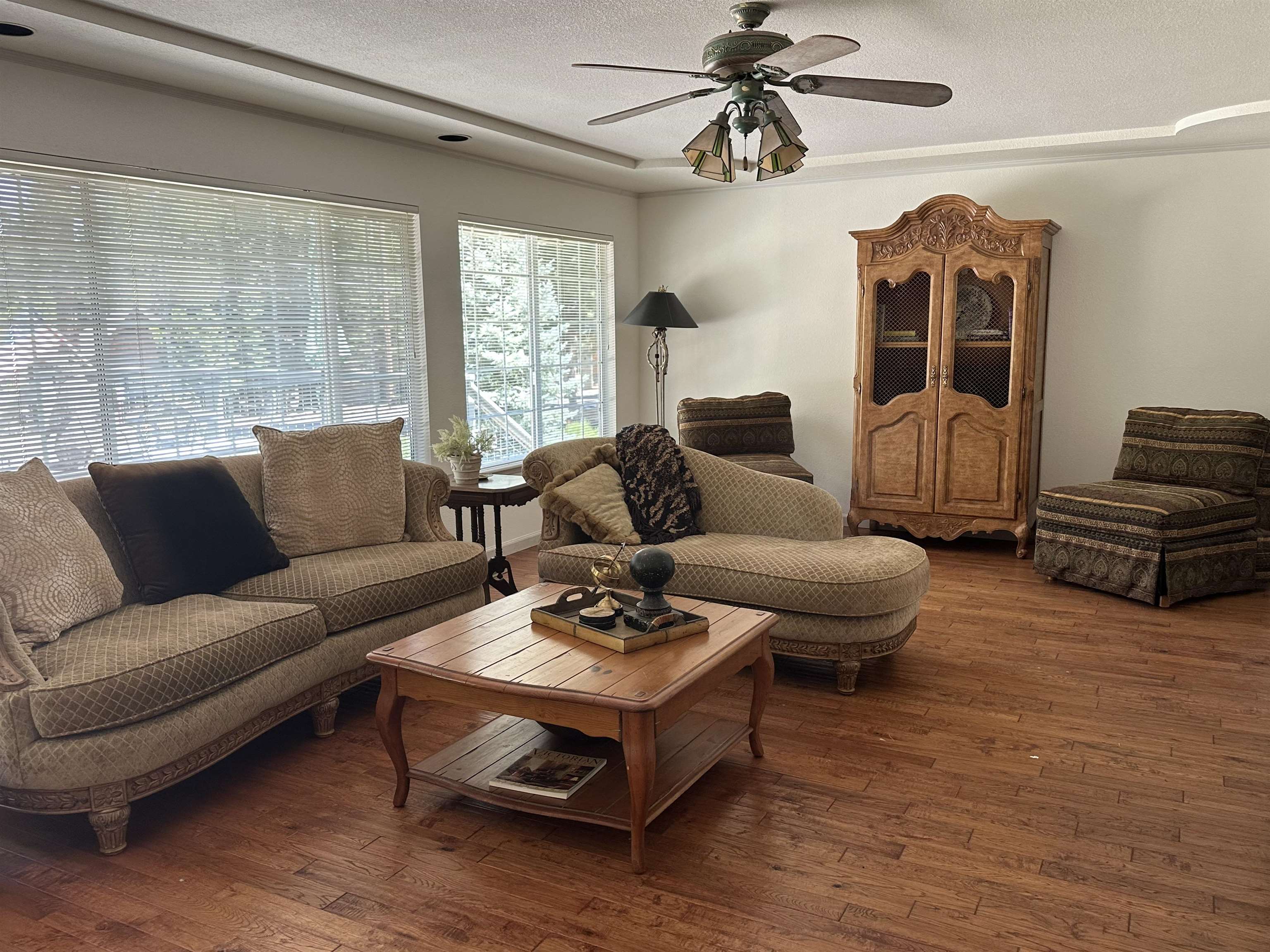 1341 Peninsula Drive