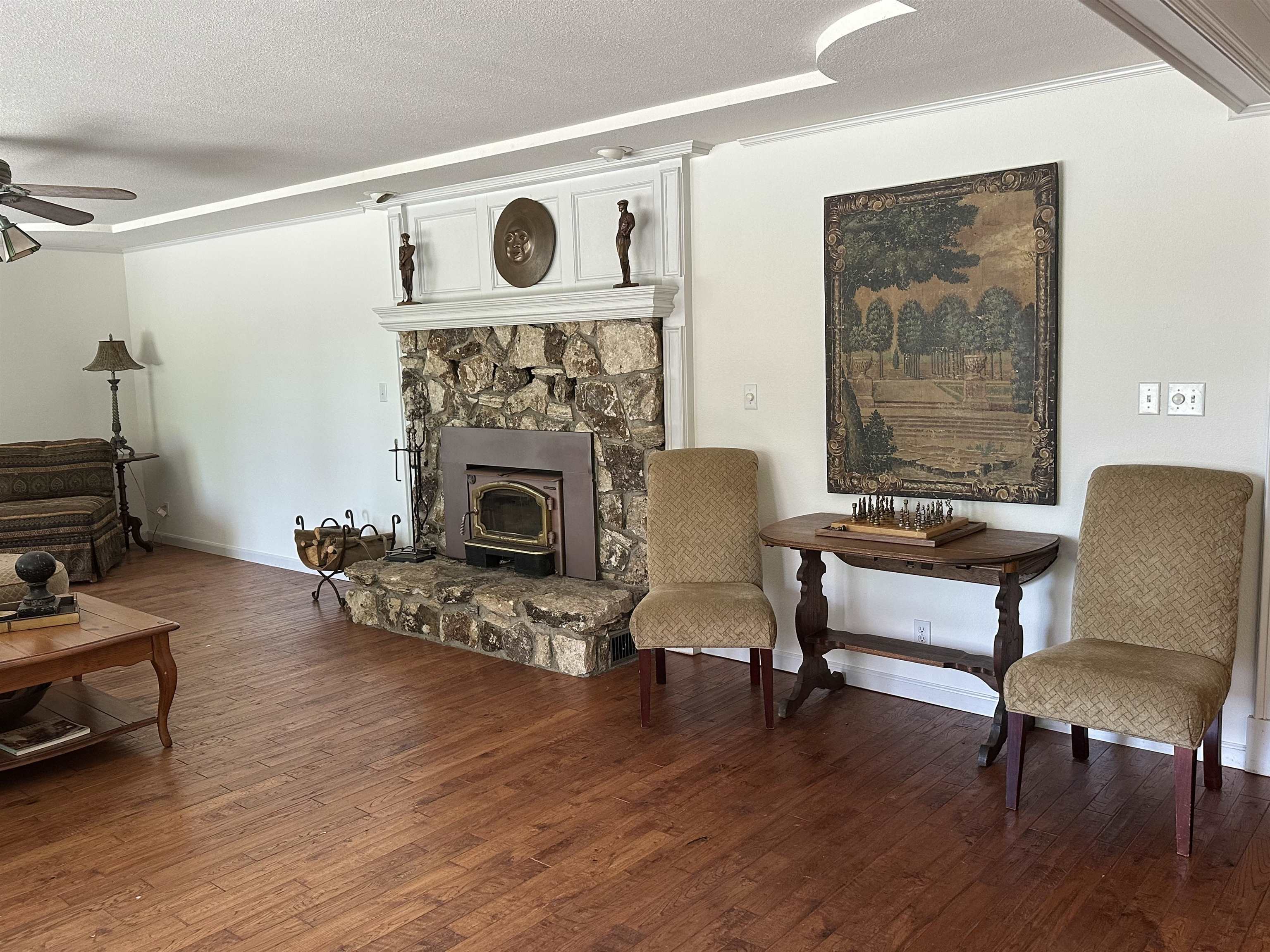 1341 Peninsula Drive