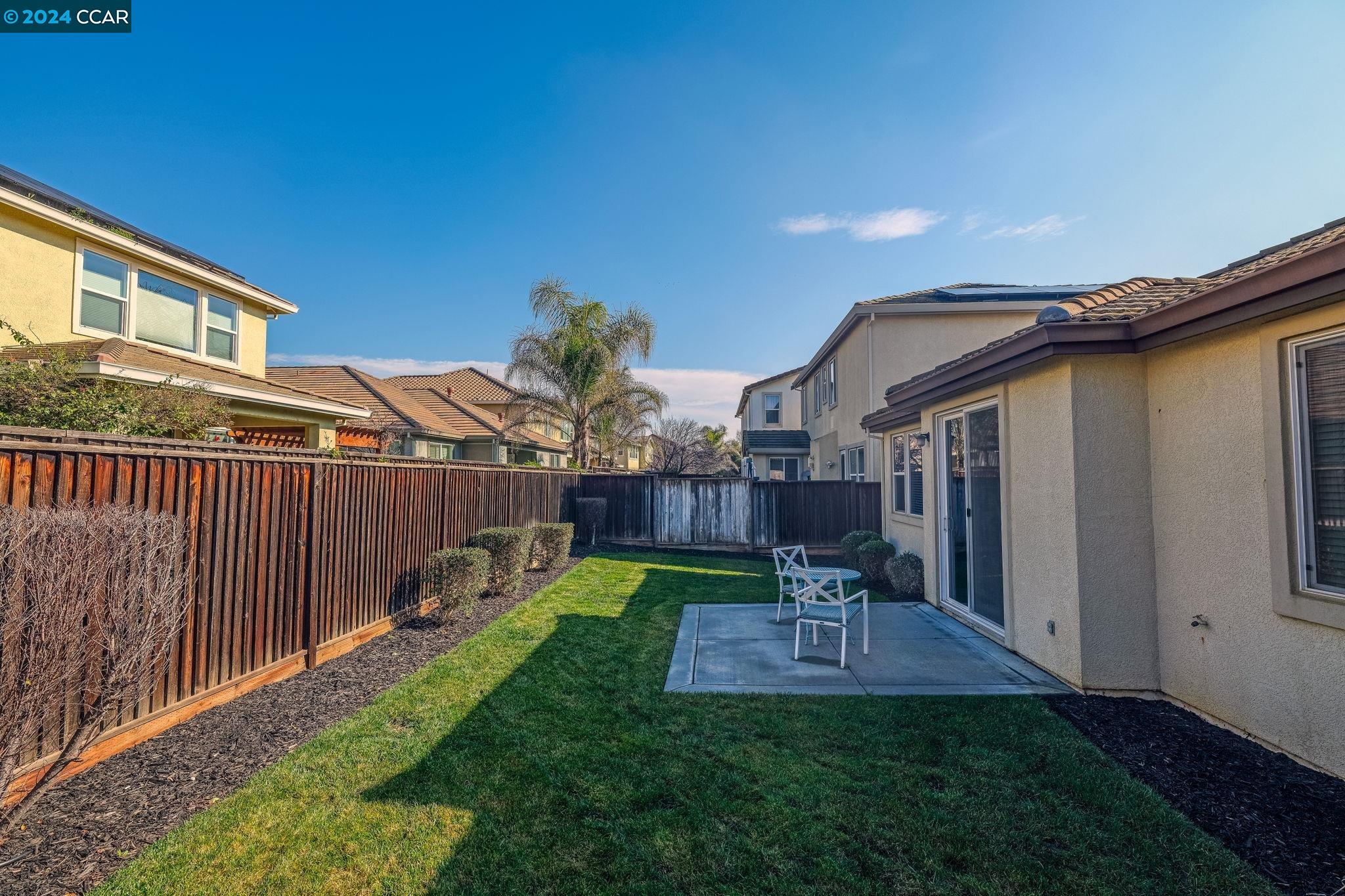 8609 Livingston