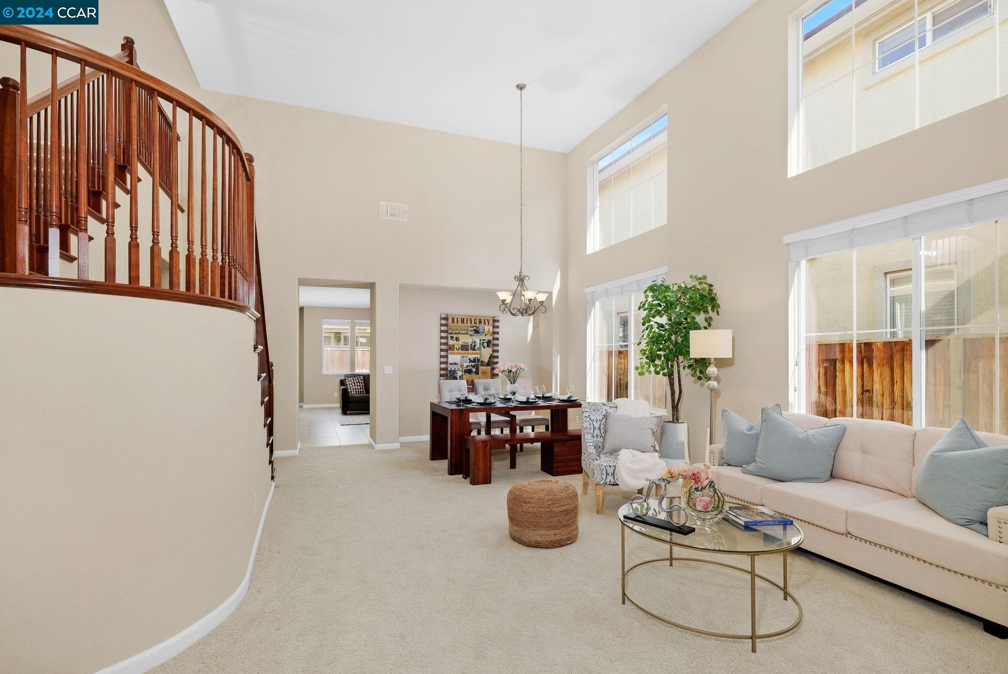 8609 Livingston
