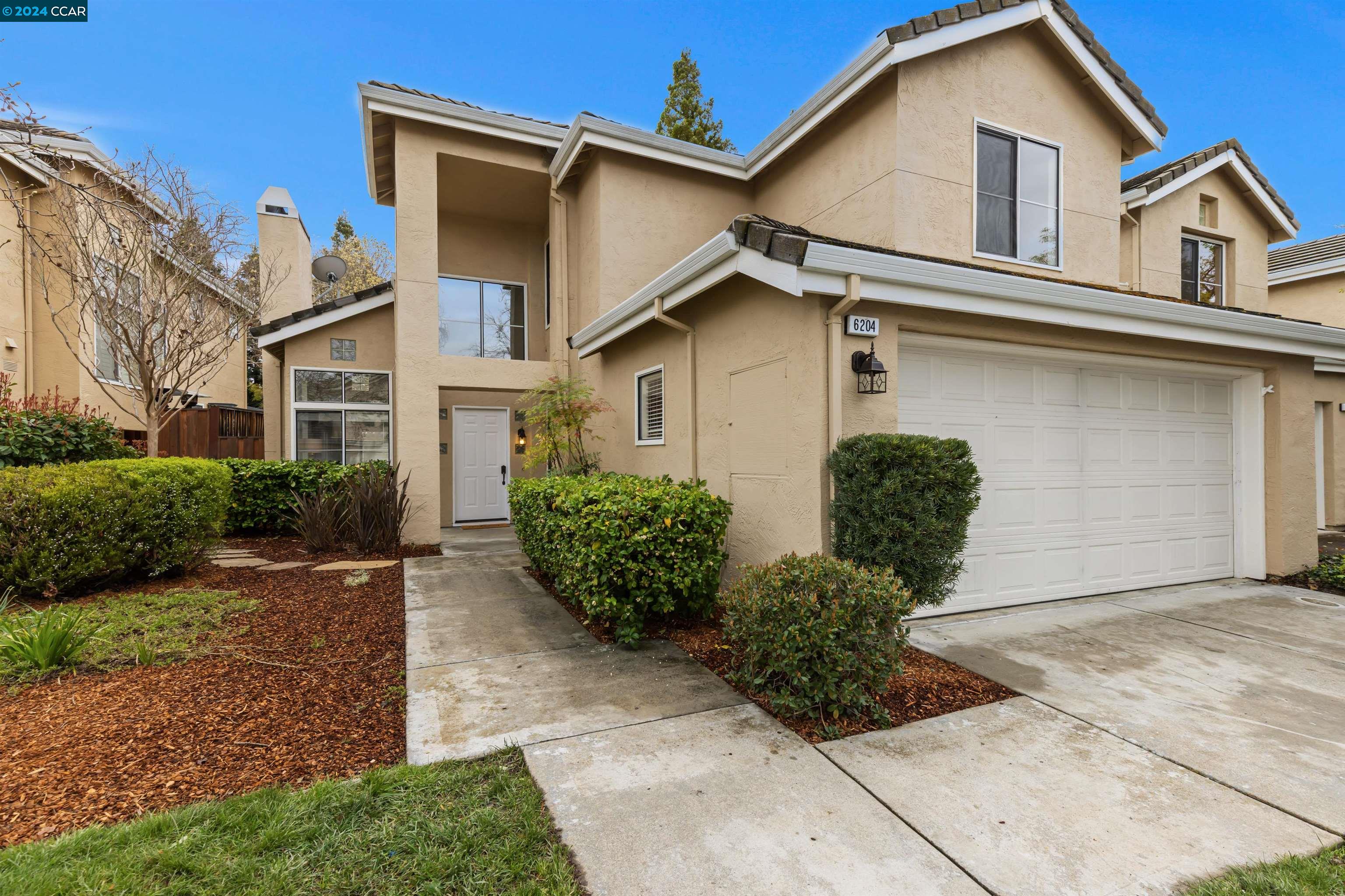 6204 Lakeview Circle