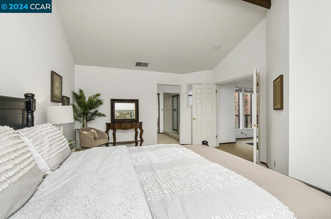 1801 Lamplight Ct