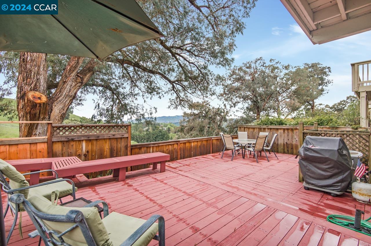 1801 Lamplight Ct