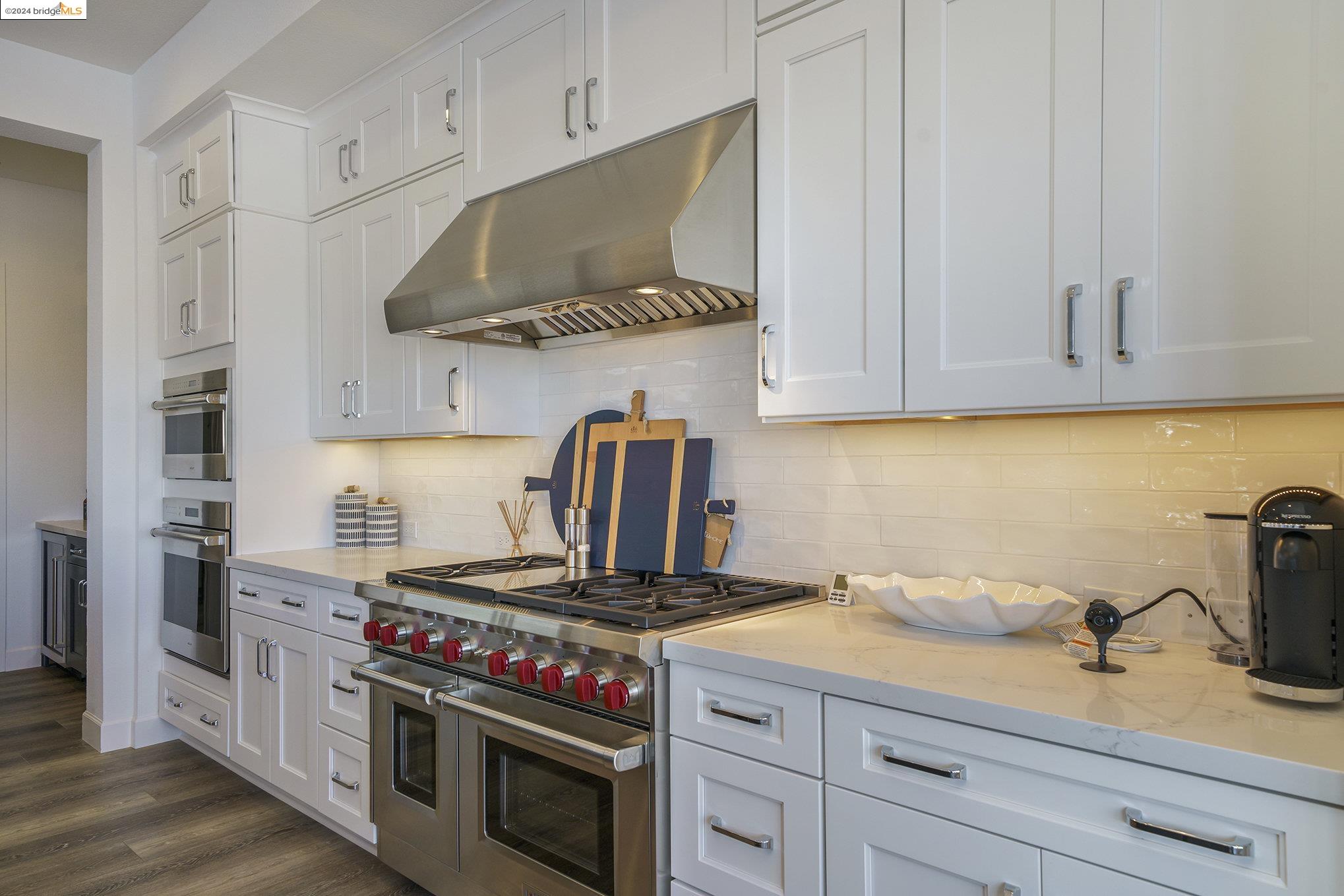 34 Grey Whale Pl