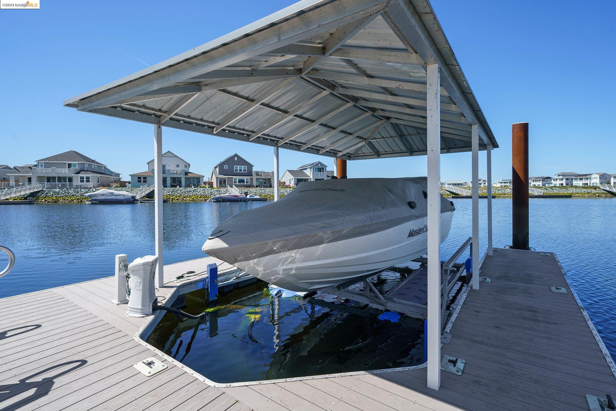 34 Grey Whale Pl