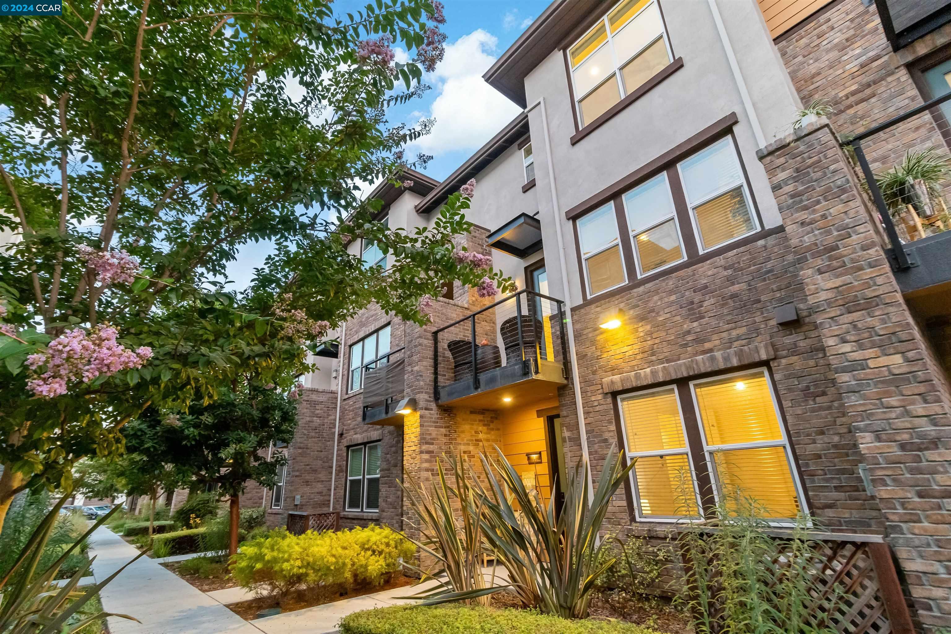 564 San Martin Ter # 4
