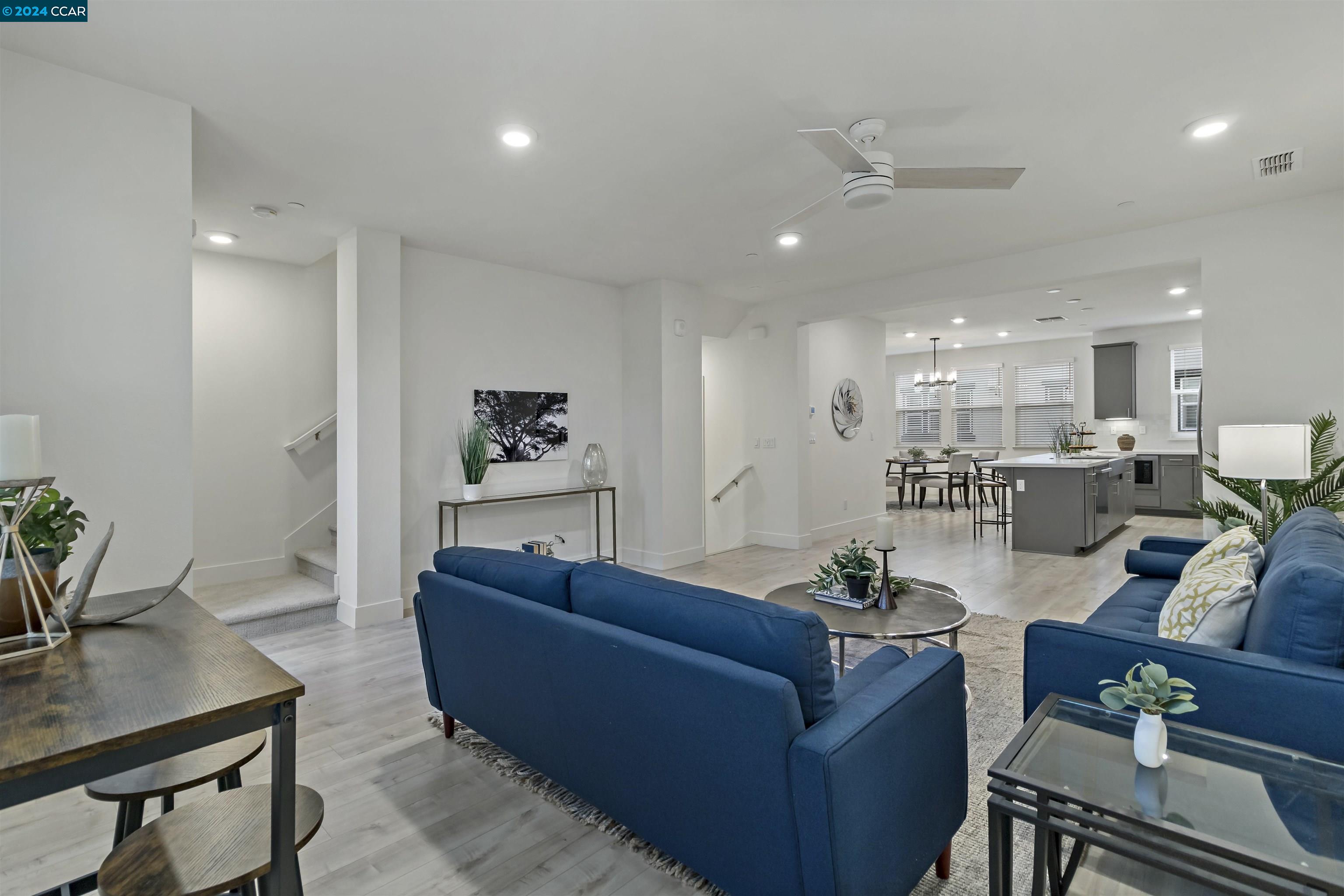 564 San Martin Ter # 4
