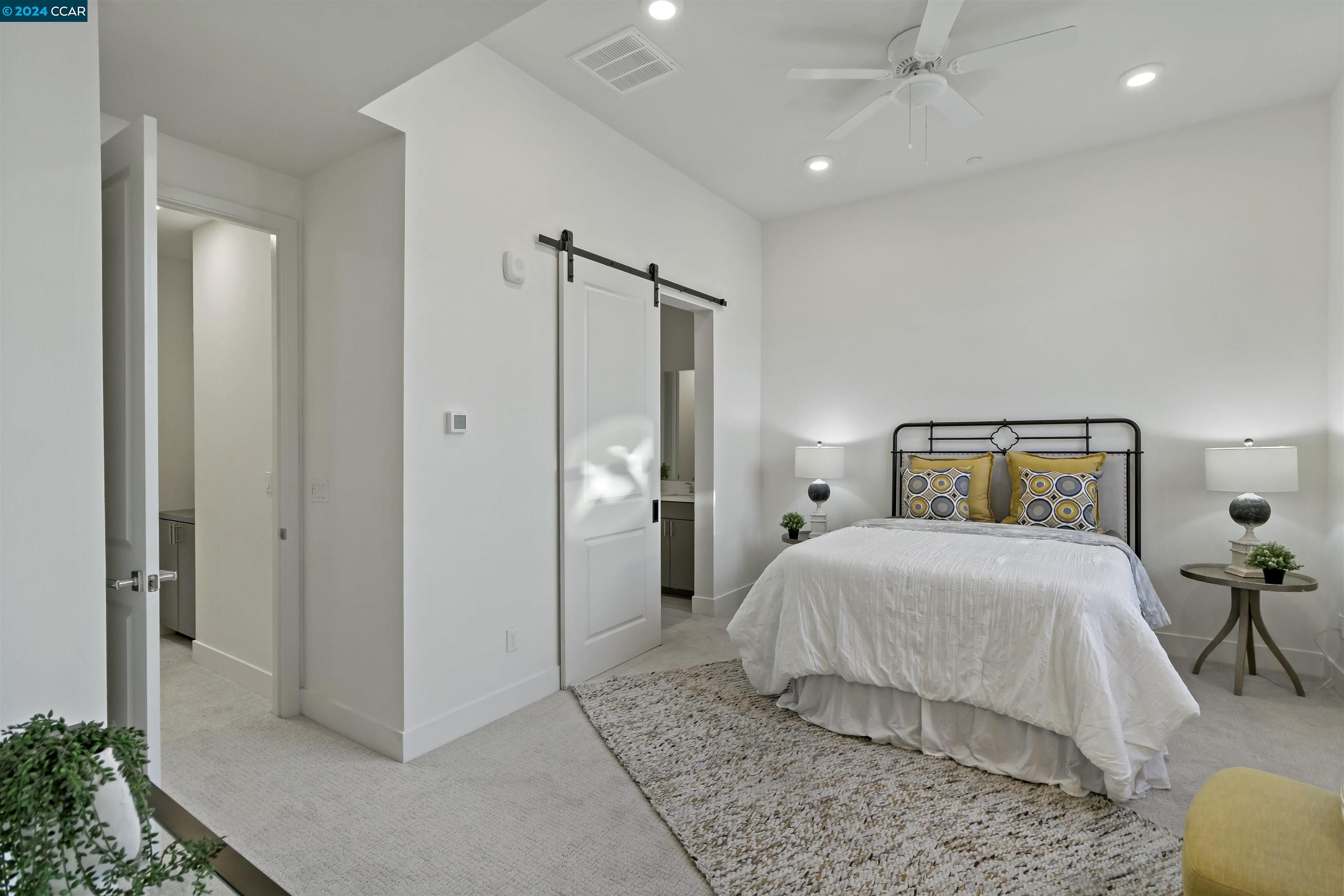 564 San Martin Ter # 4