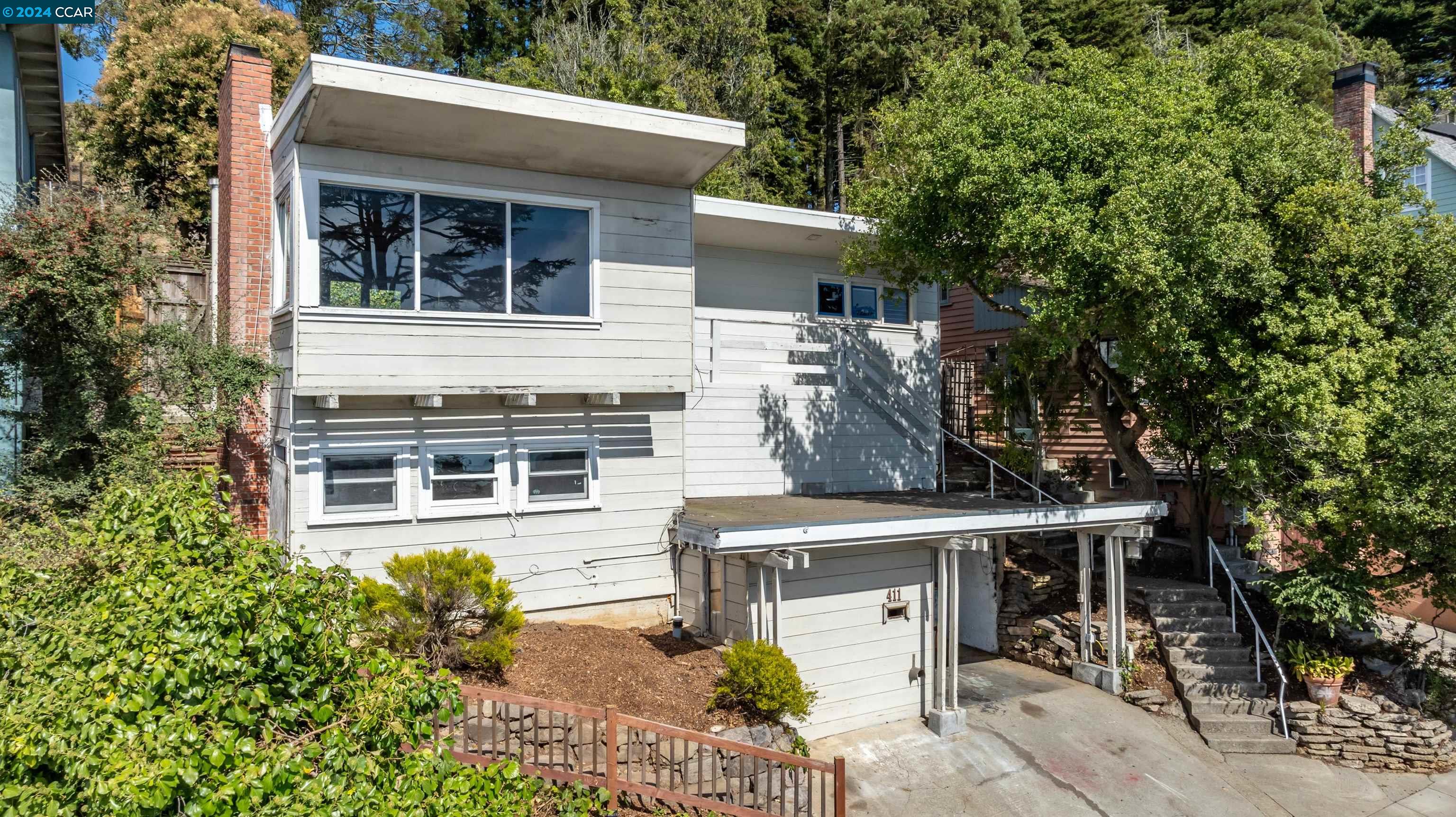 411 Vassar Ave