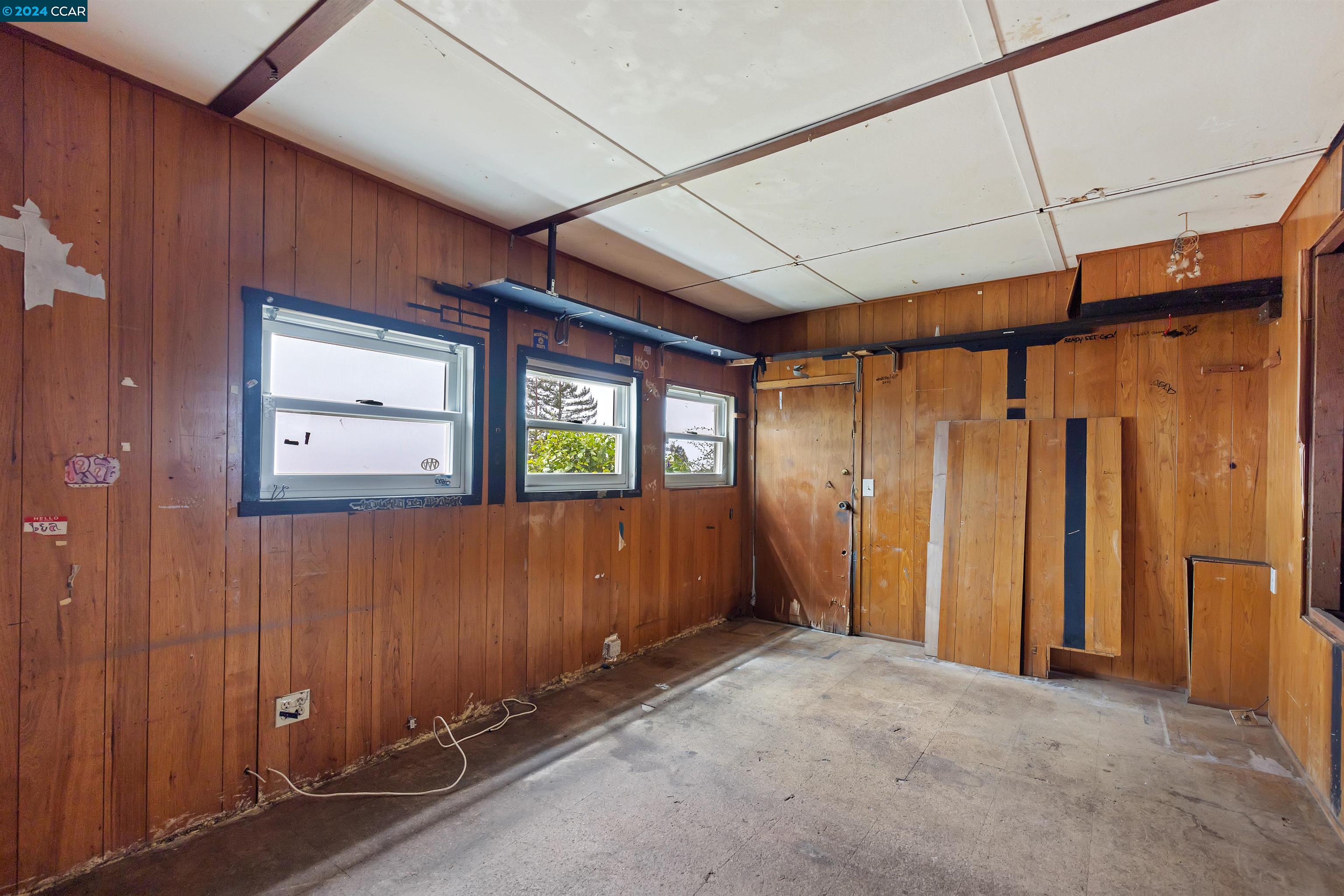 411 Vassar Ave