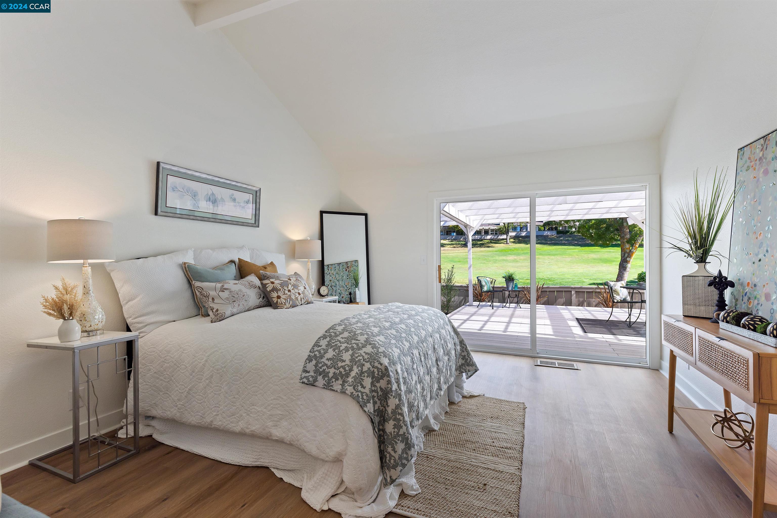 1932 Rancho Verde Circle E