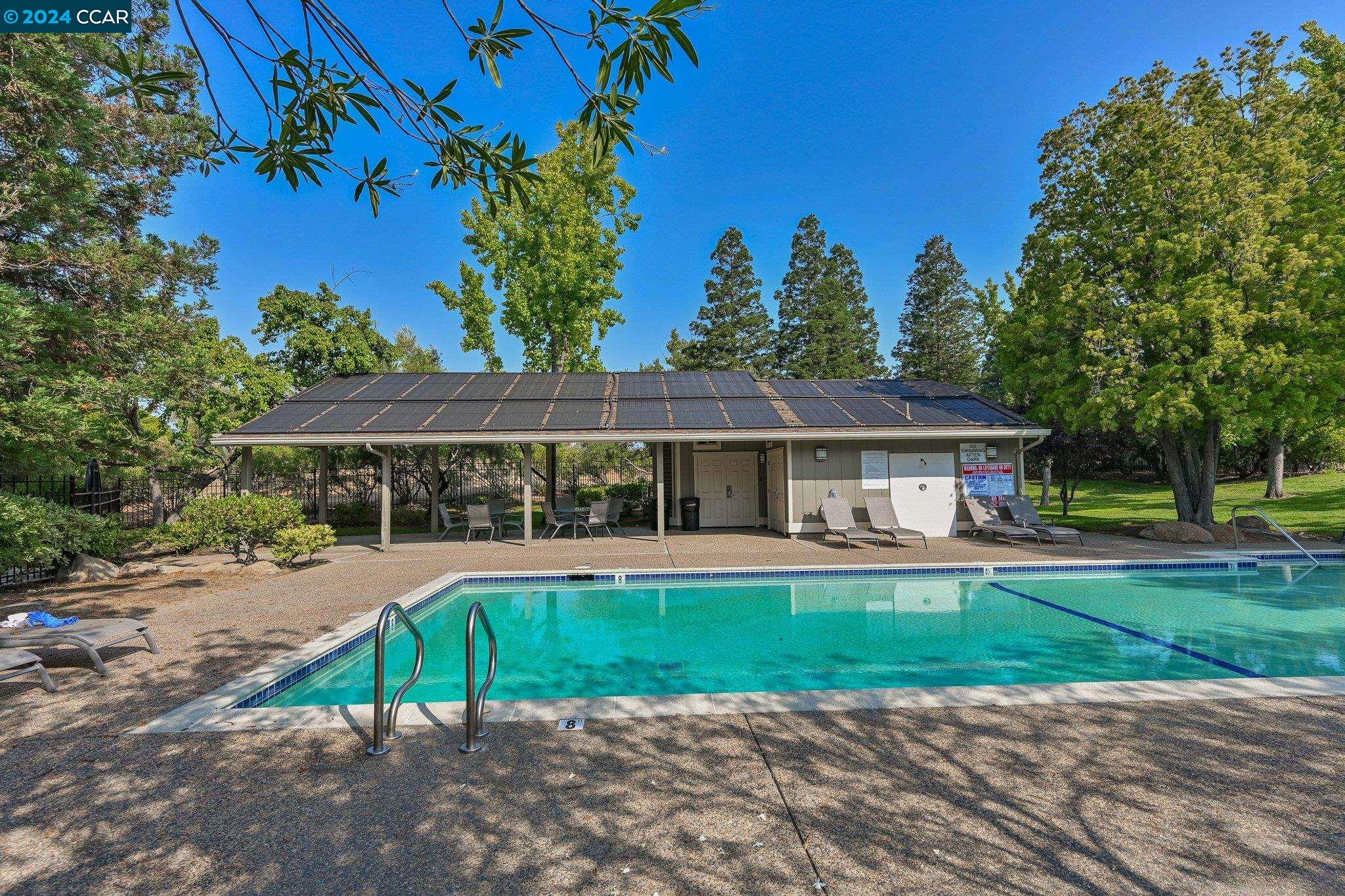 248 Hillcrest Ct