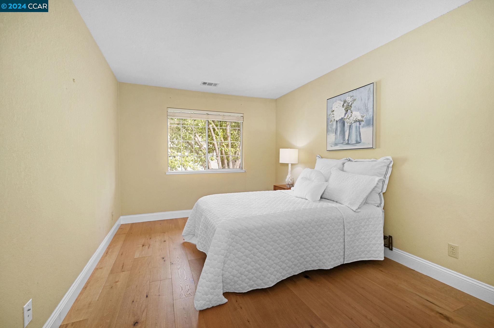 248 Hillcrest Ct