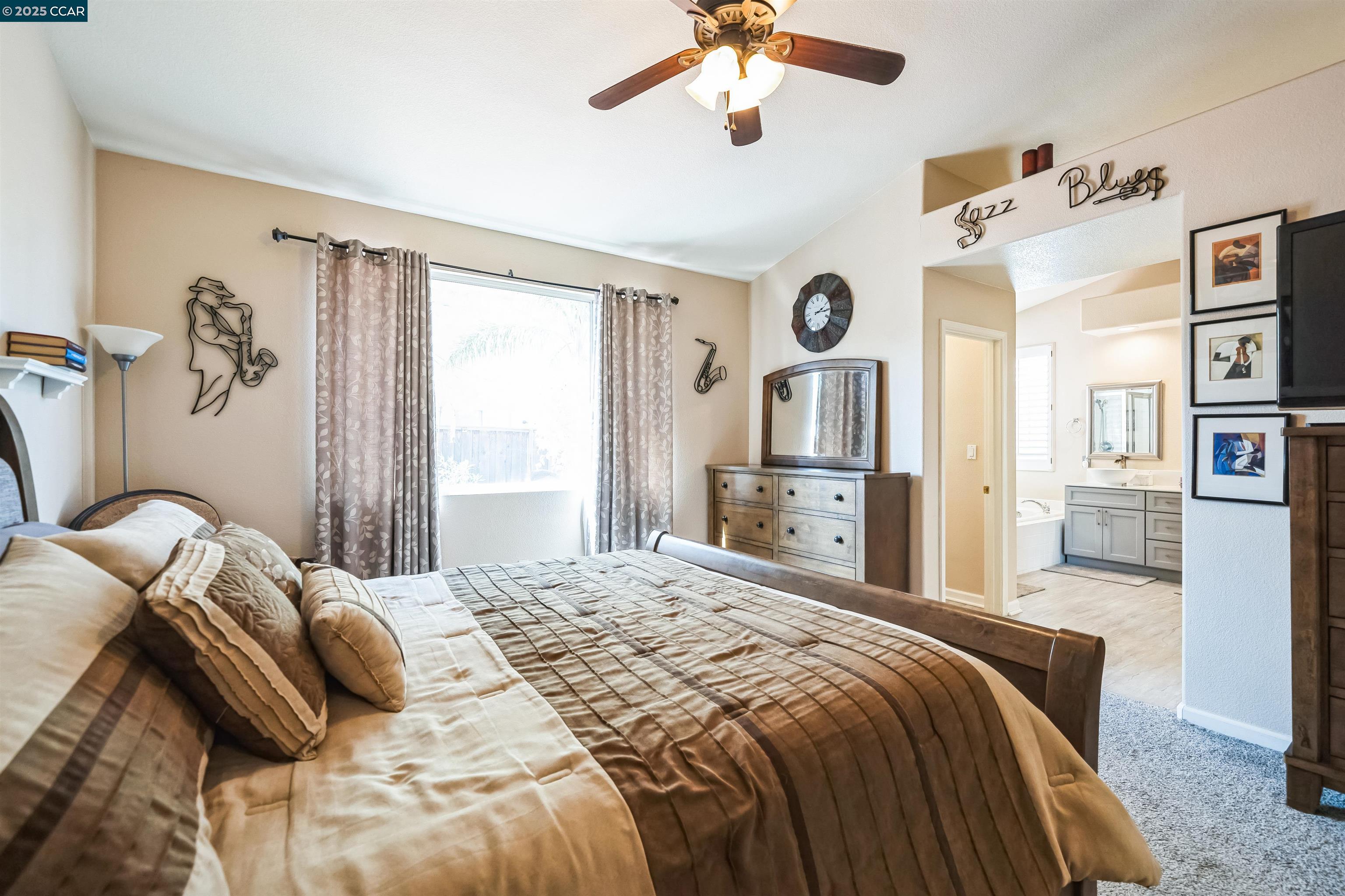 2408 Greentree Ct