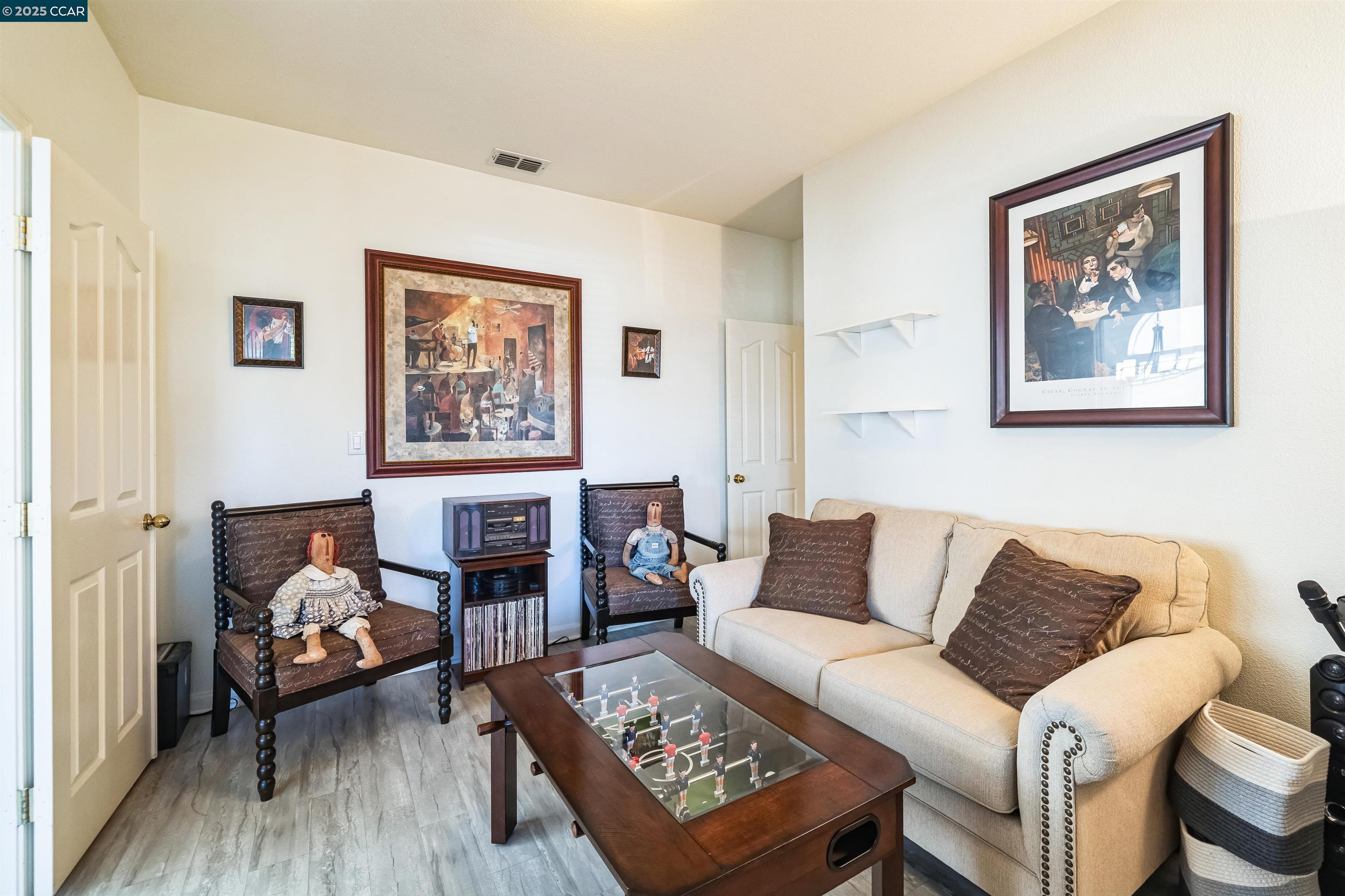 2408 Greentree Ct