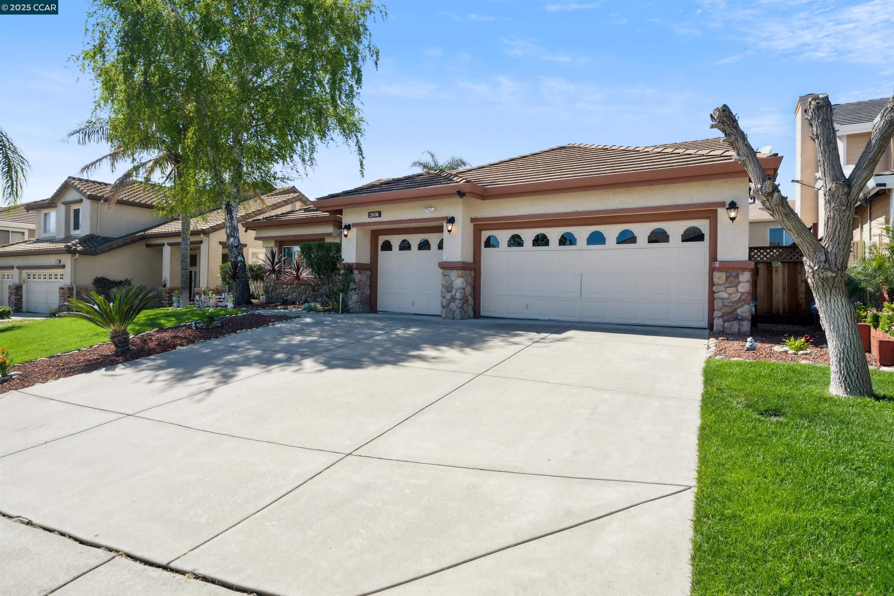 2408 Greentree Ct