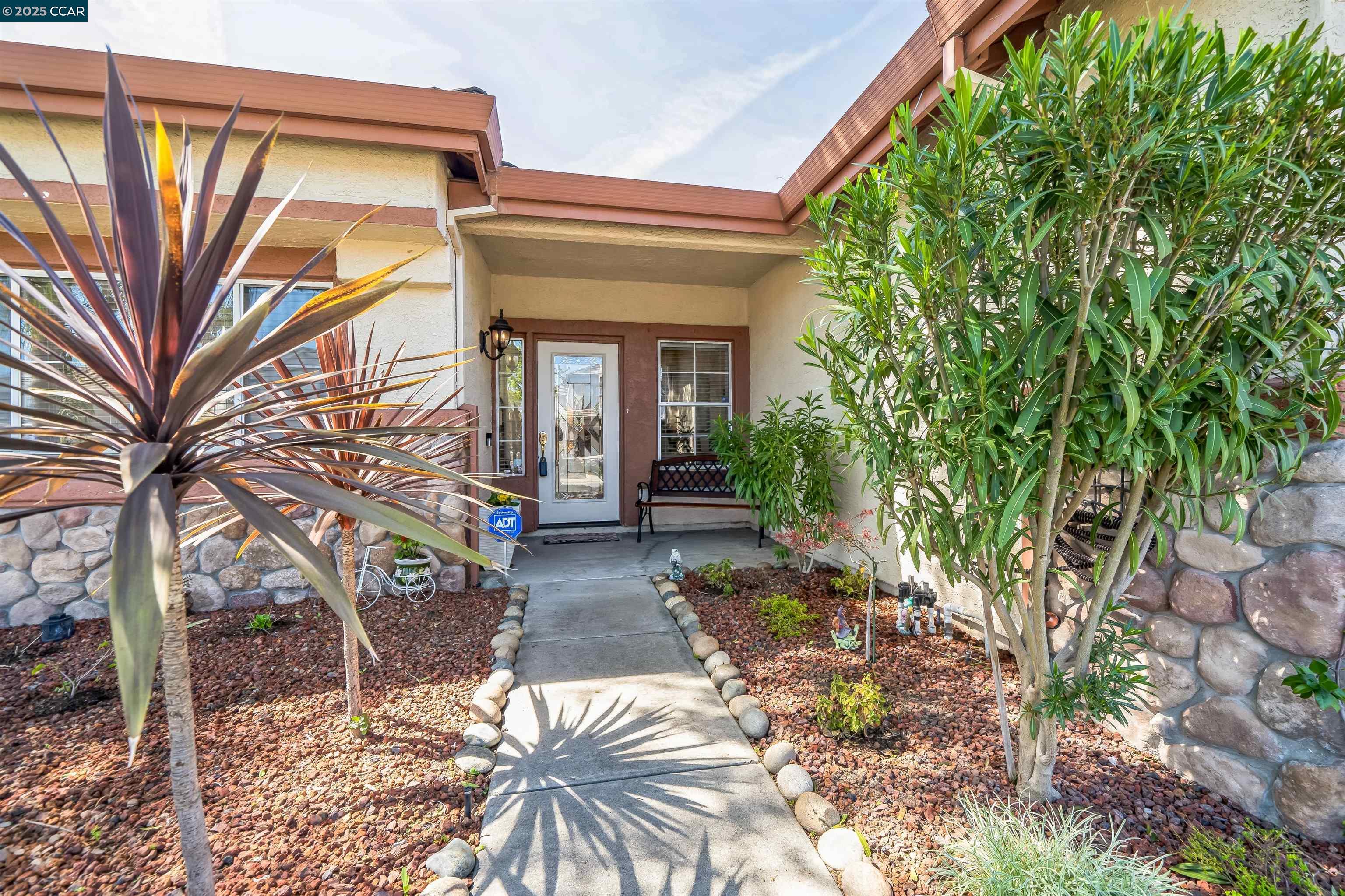 2408 Greentree Ct