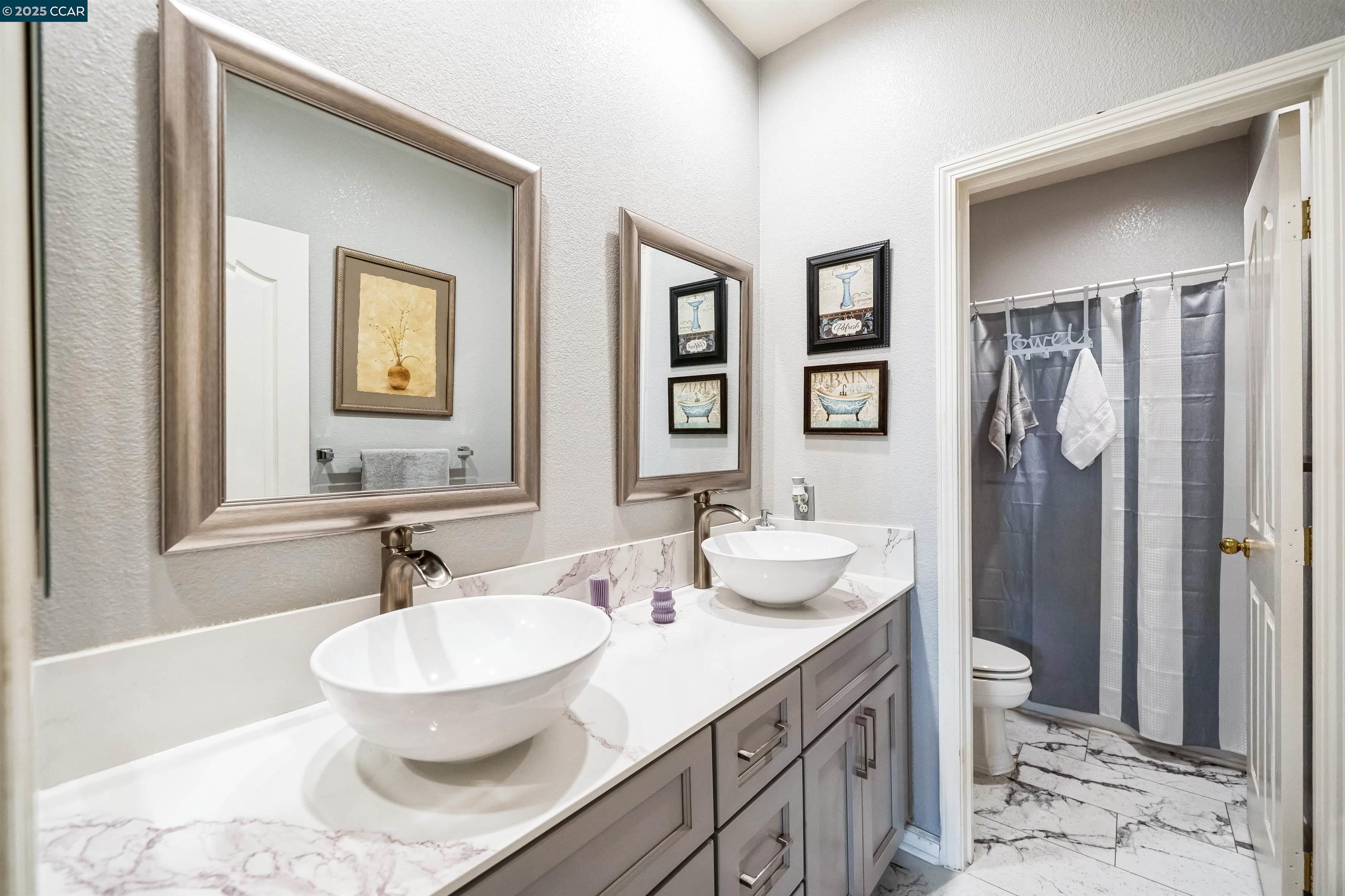 2408 Greentree Ct