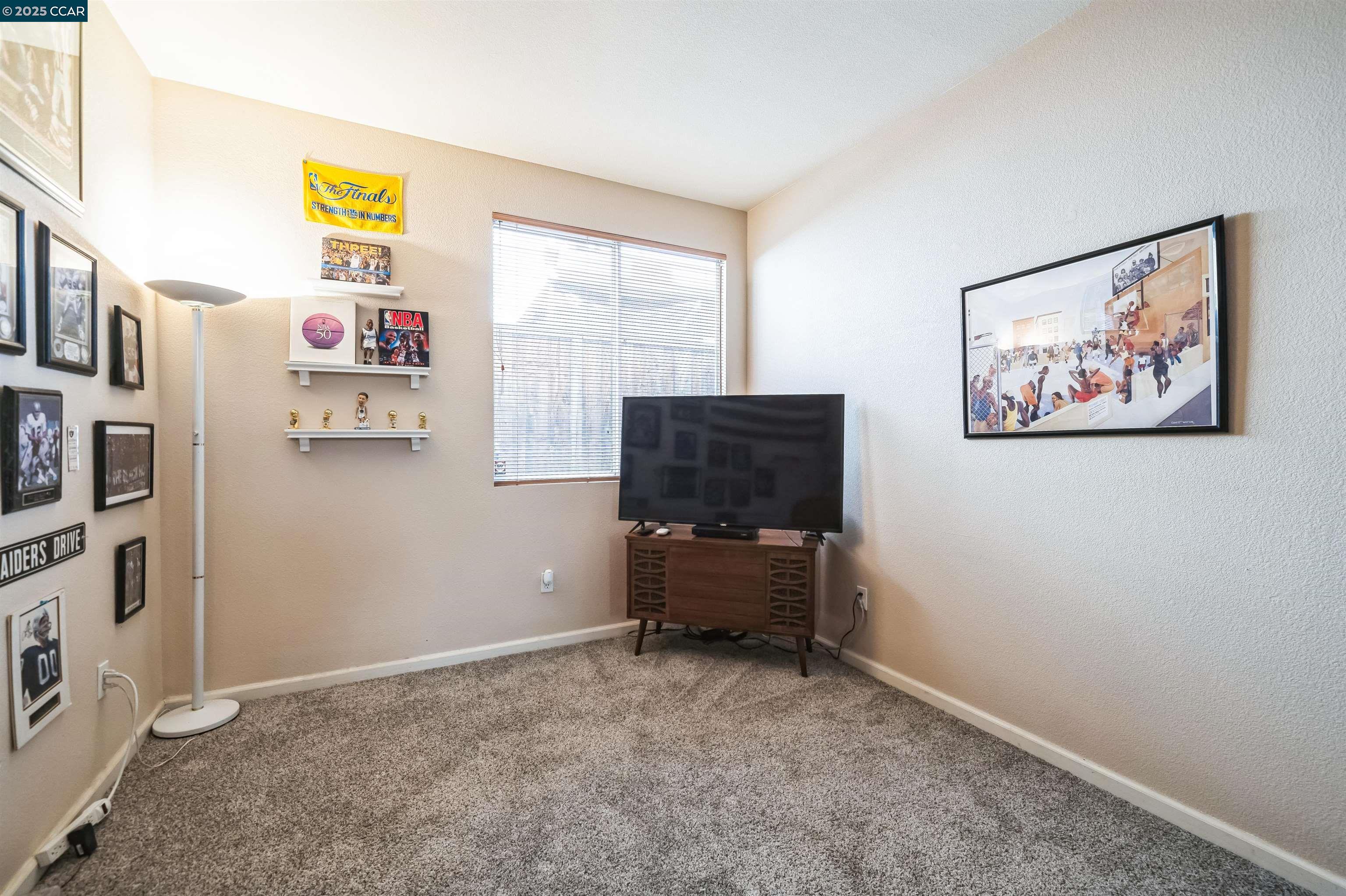 2408 Greentree Ct
