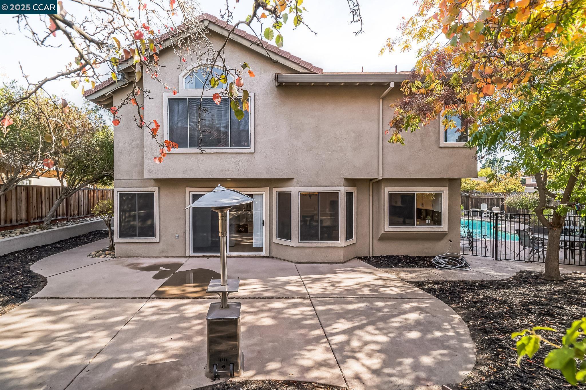 4466 Rock Island Dr
