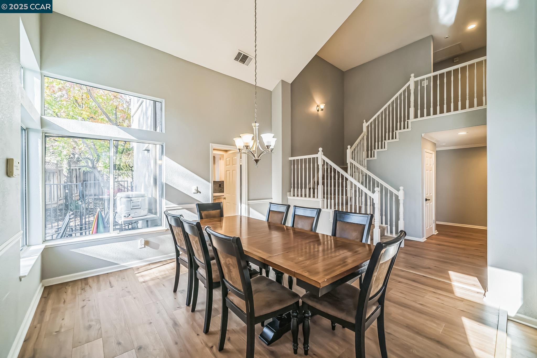 4466 Rock Island Dr