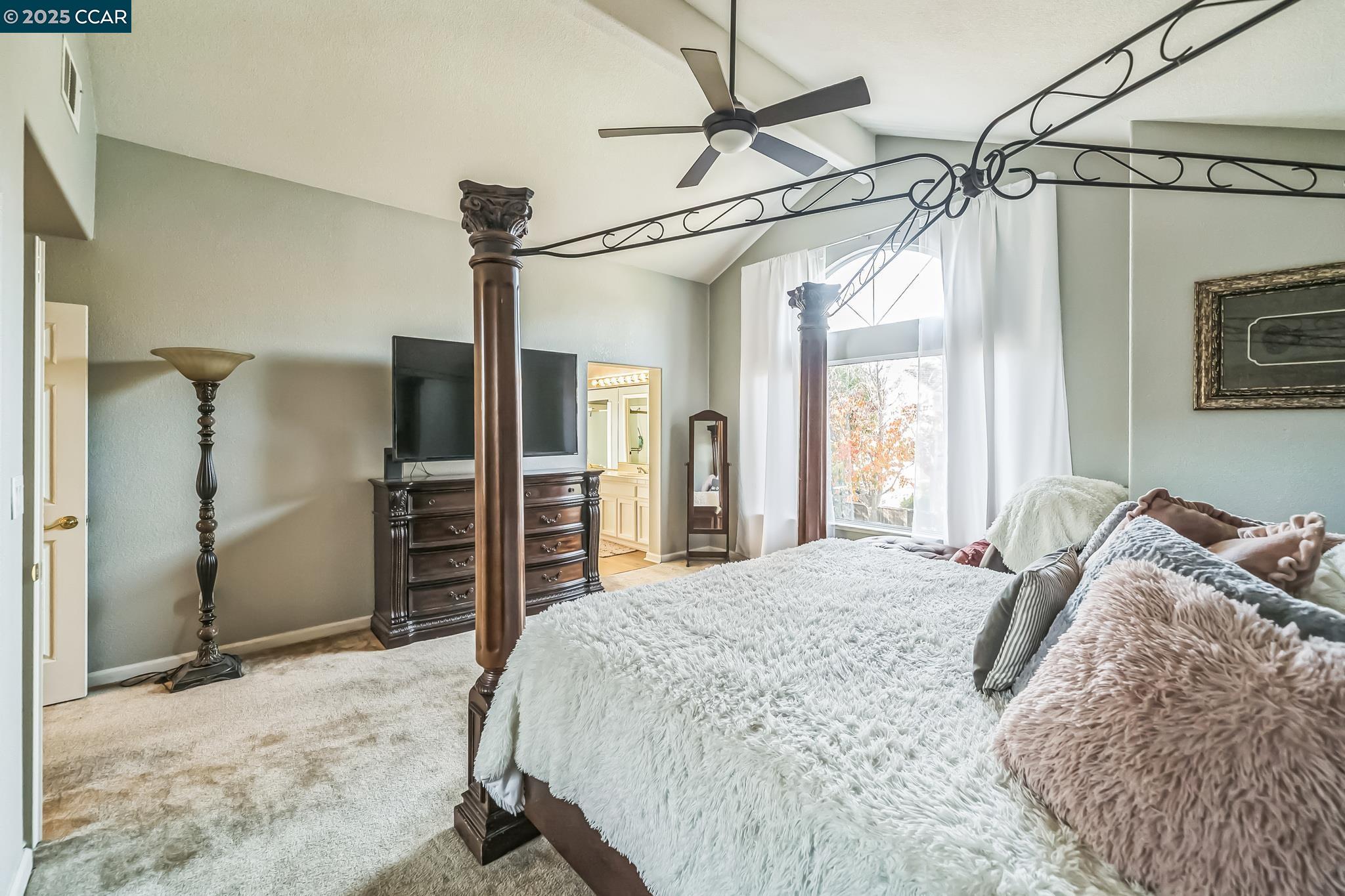 4466 Rock Island Dr