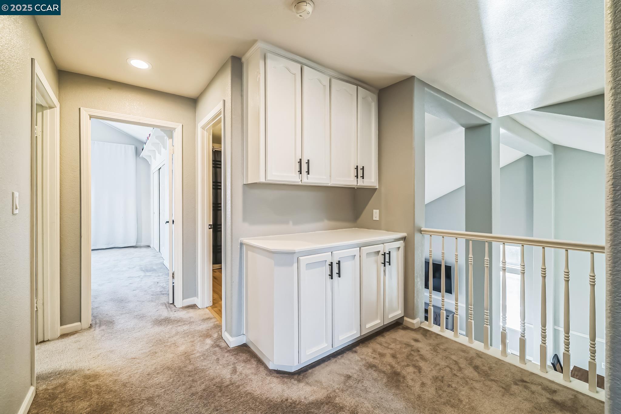 4466 Rock Island Dr