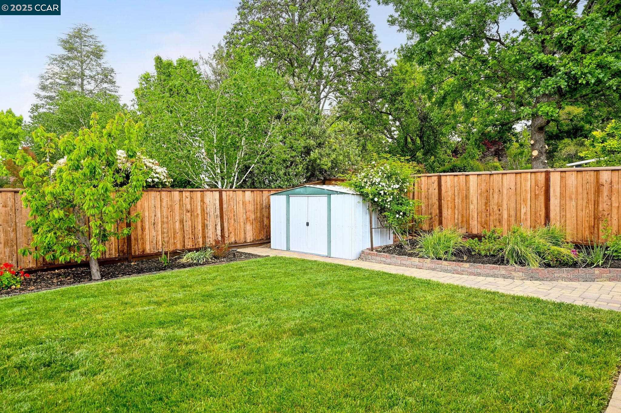3220 Diablo Shadow Dr