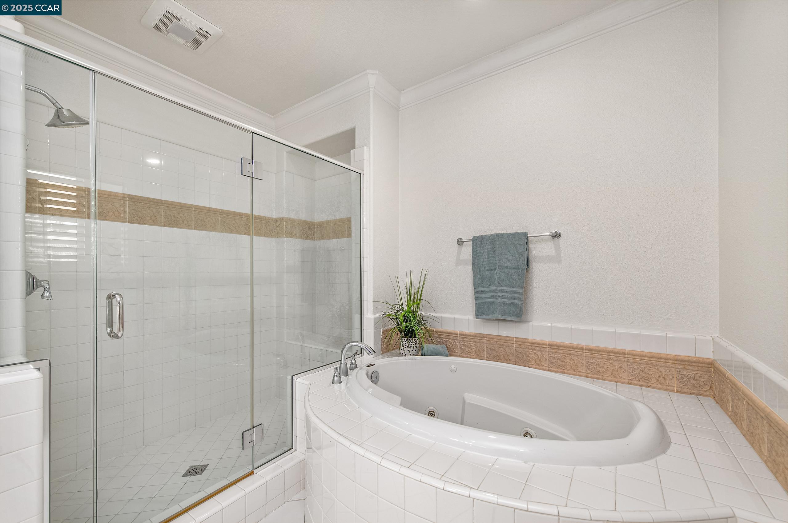 250 Terrazzo Cir
