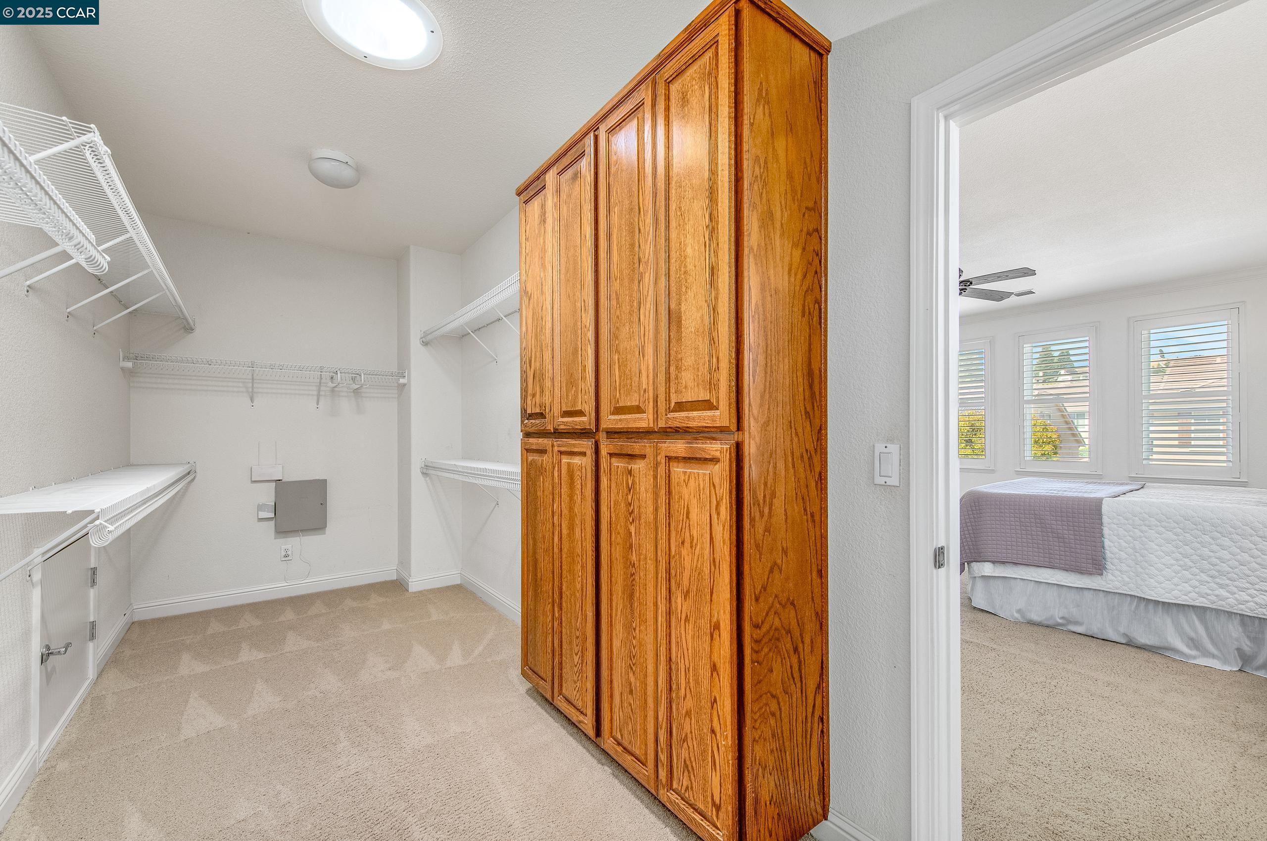 250 Terrazzo Cir