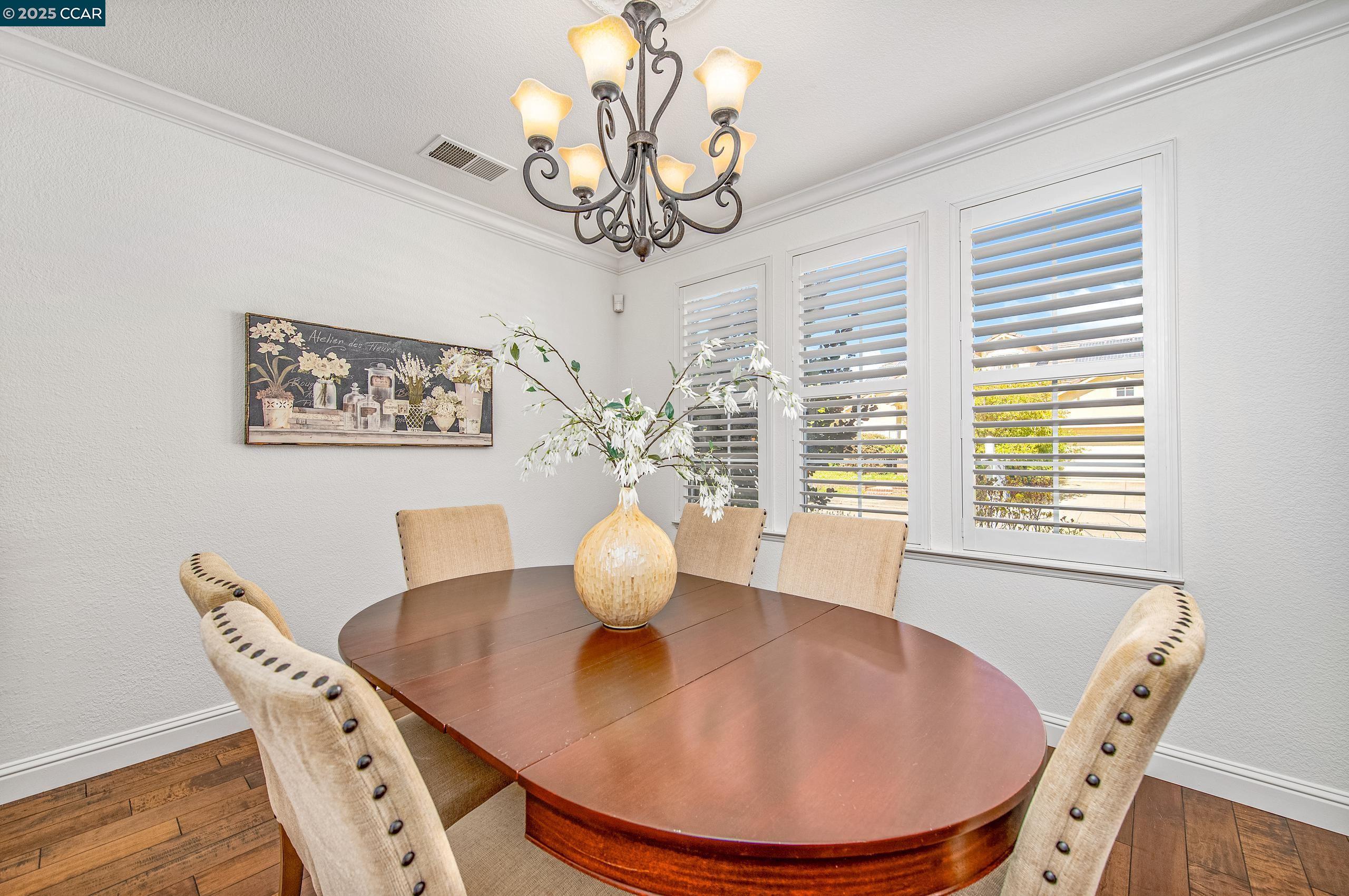 250 Terrazzo Cir