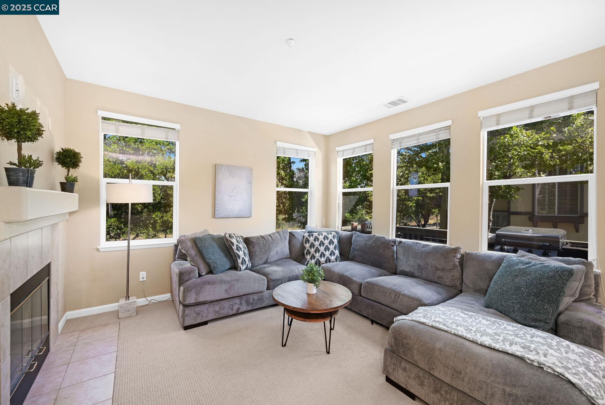 12004 Harcourt Wy
