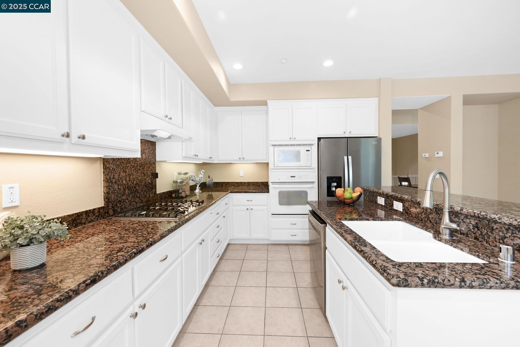 12004 Harcourt Wy