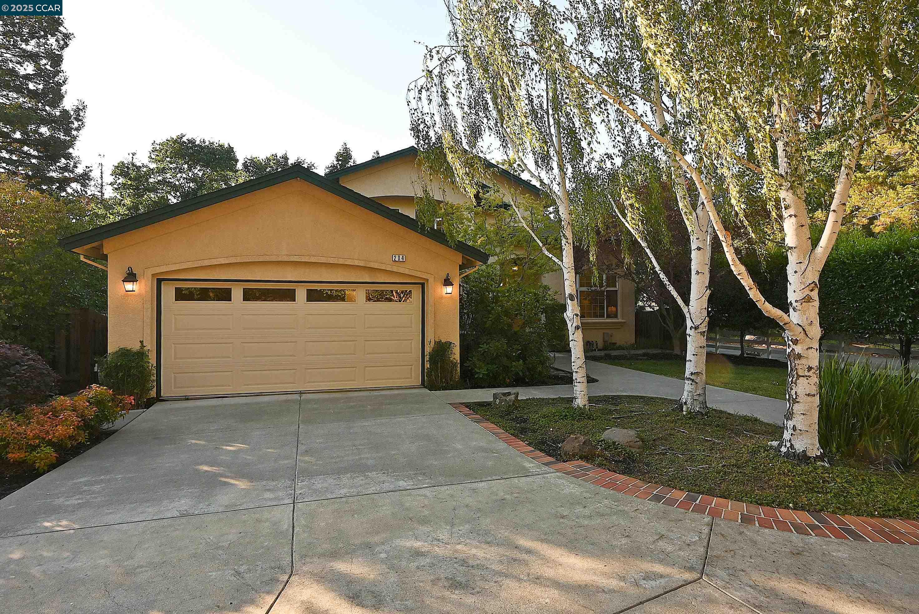 204 Sequoia Avenue