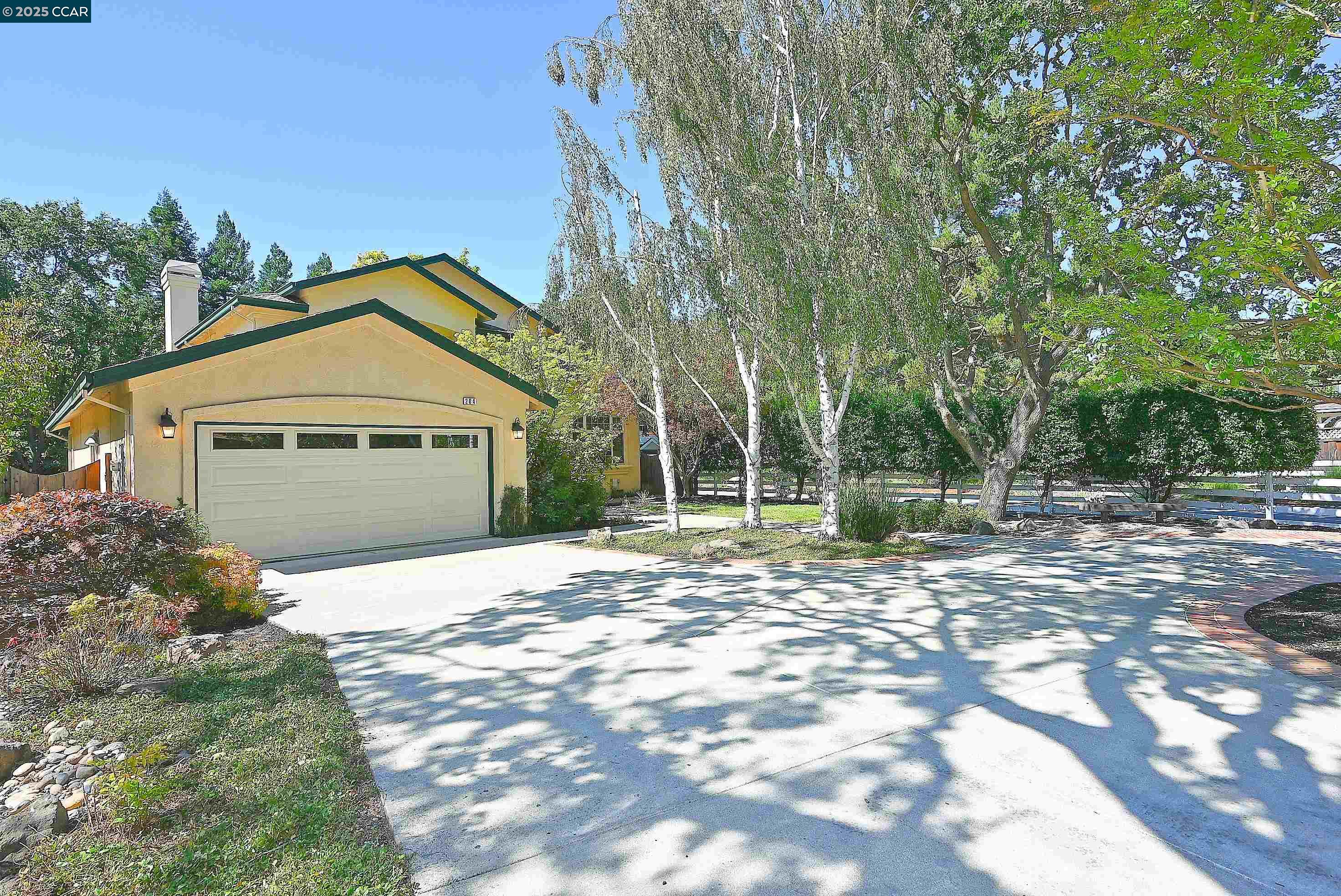 204 Sequoia Avenue