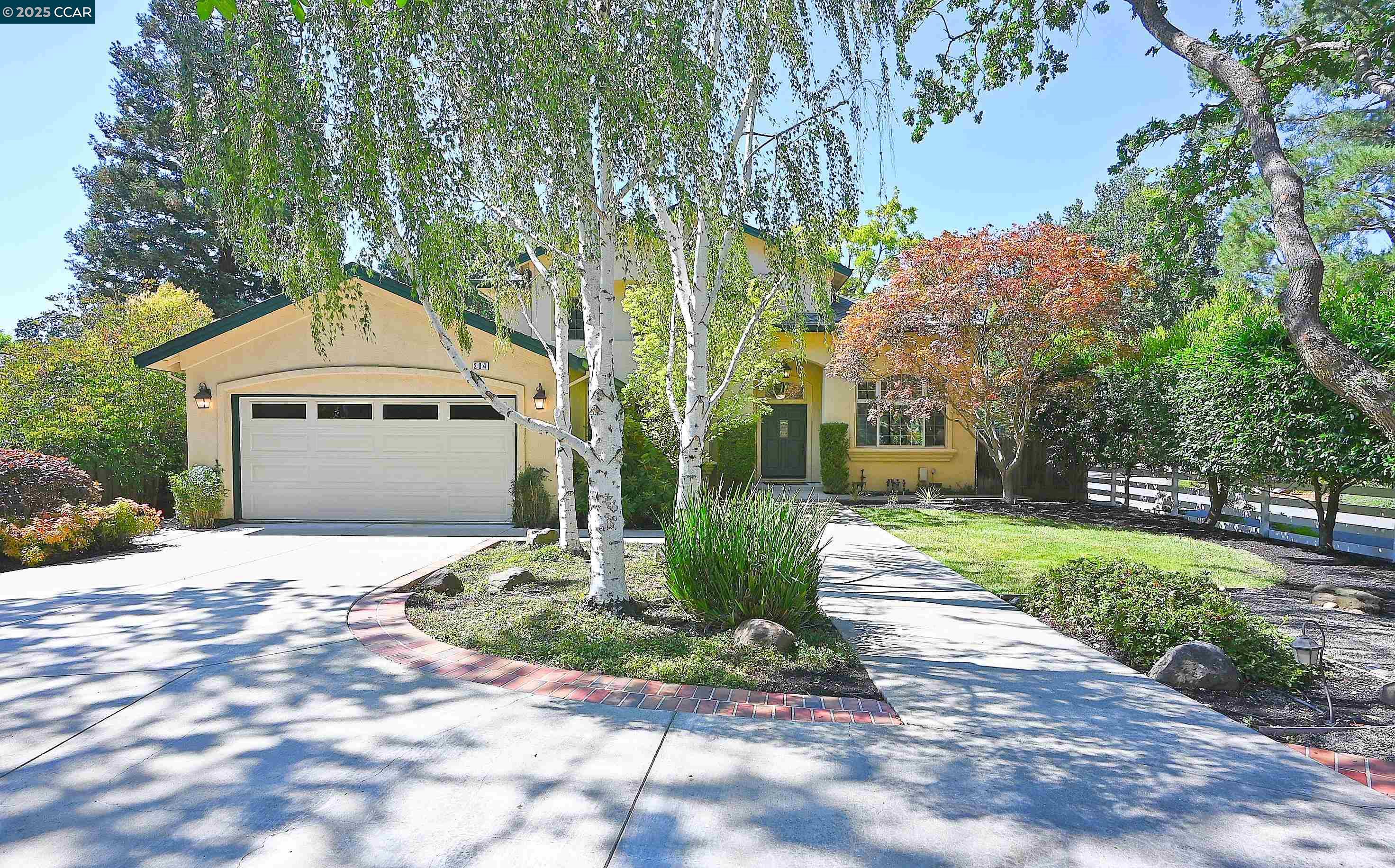 204 Sequoia Avenue