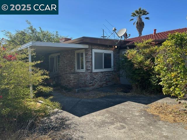 35593 Cleremont Dr