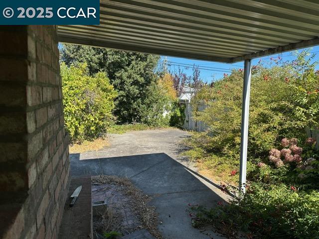 35593 Cleremont Dr