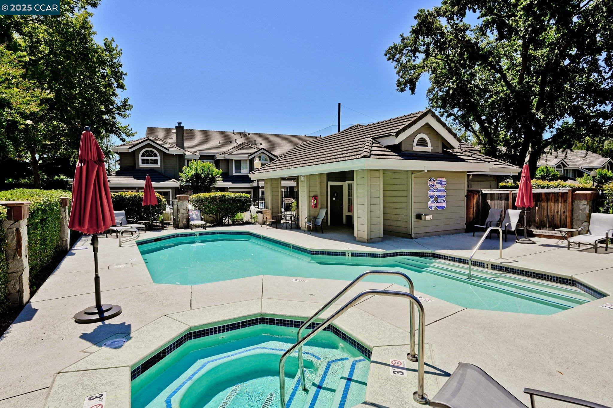 46 Danville Oak Pl