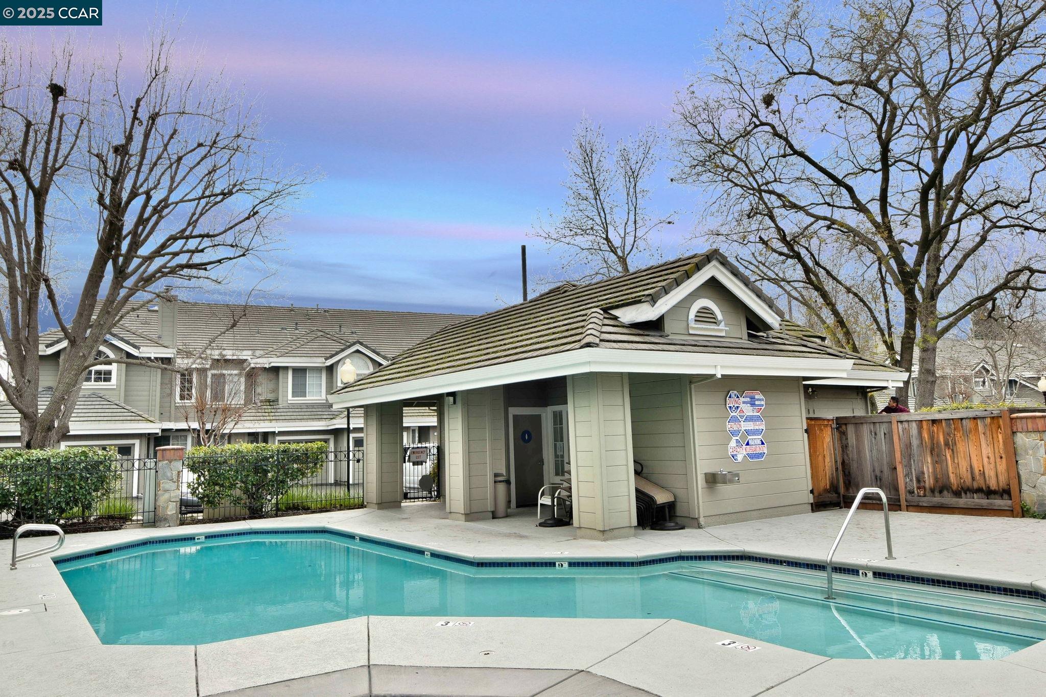 46 Danville Oak Pl