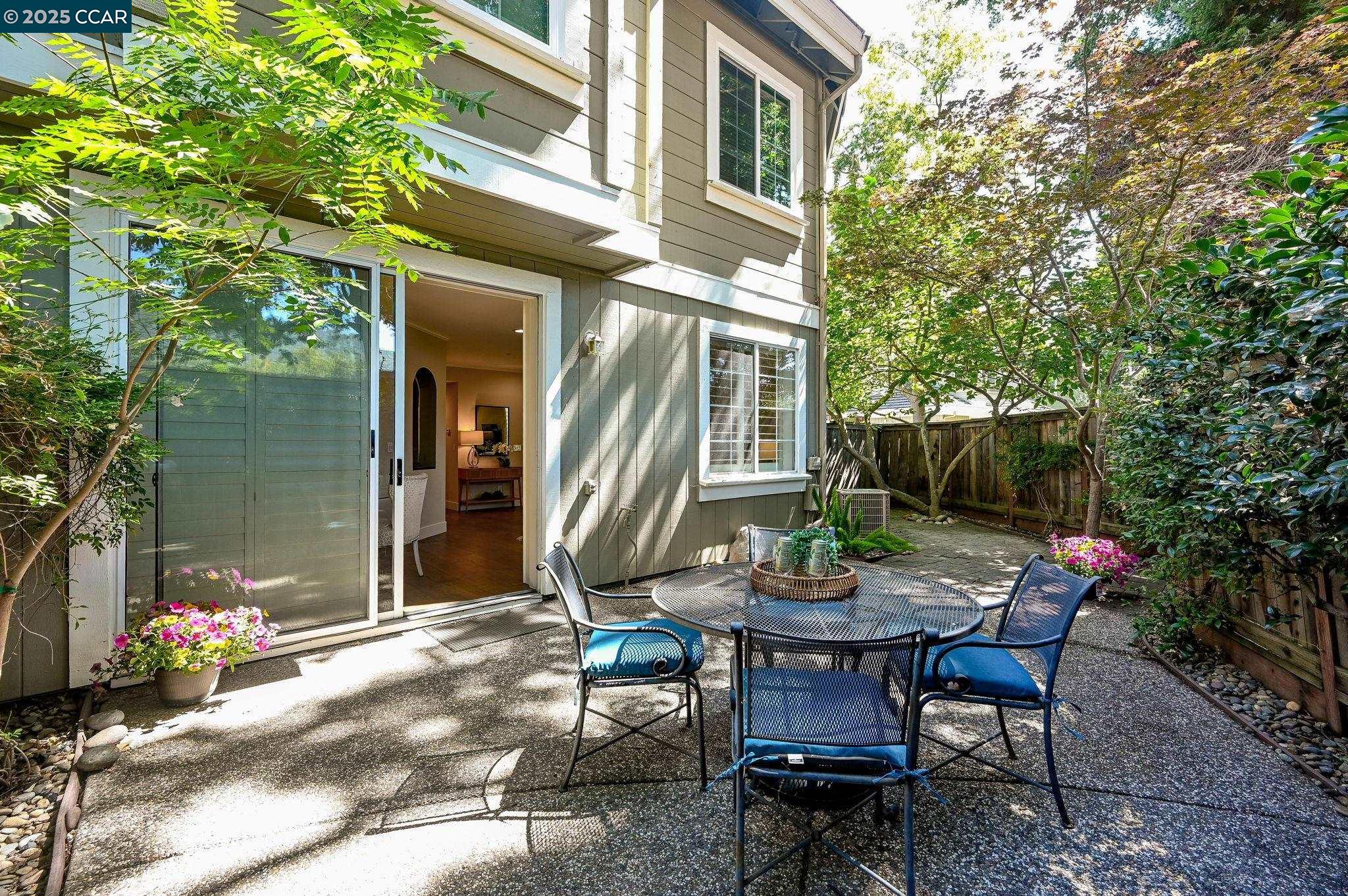 46 Danville Oak Pl