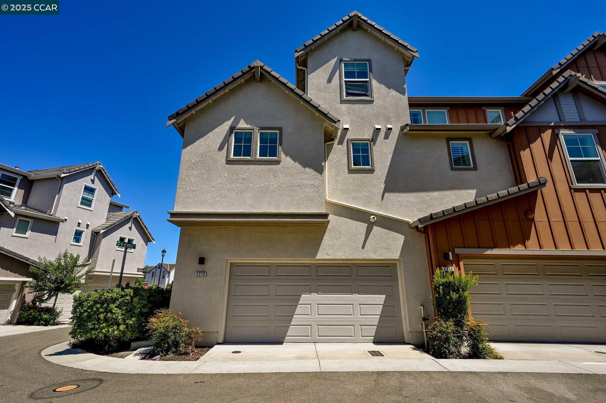 2378 Carbondale Way