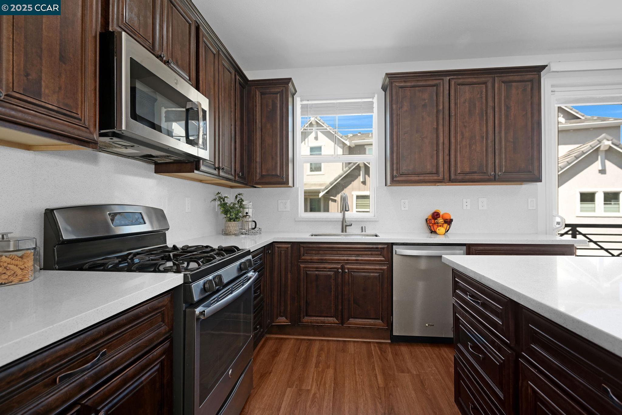 2378 Carbondale Way